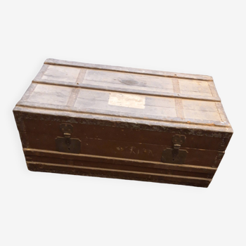 Wooden chest “Bagne de Cayenne”
