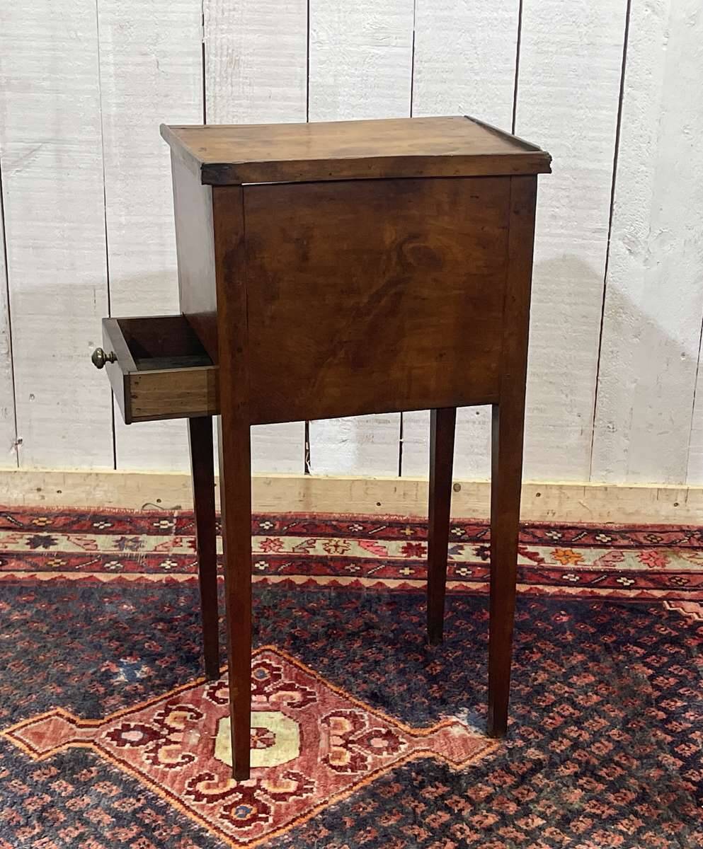 Early 19th century cherrywood bedside table