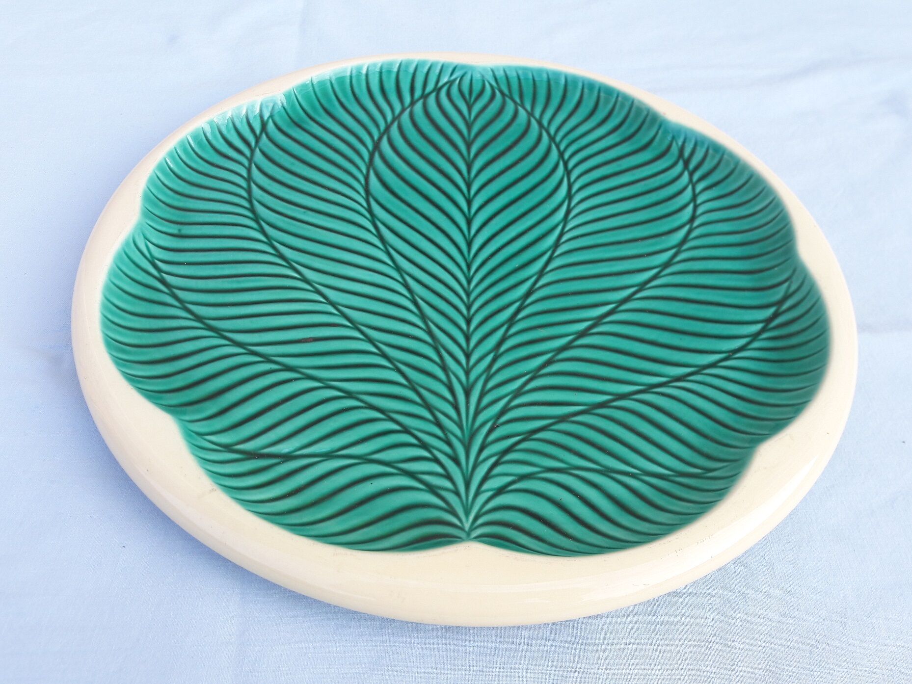 Ceramic dish