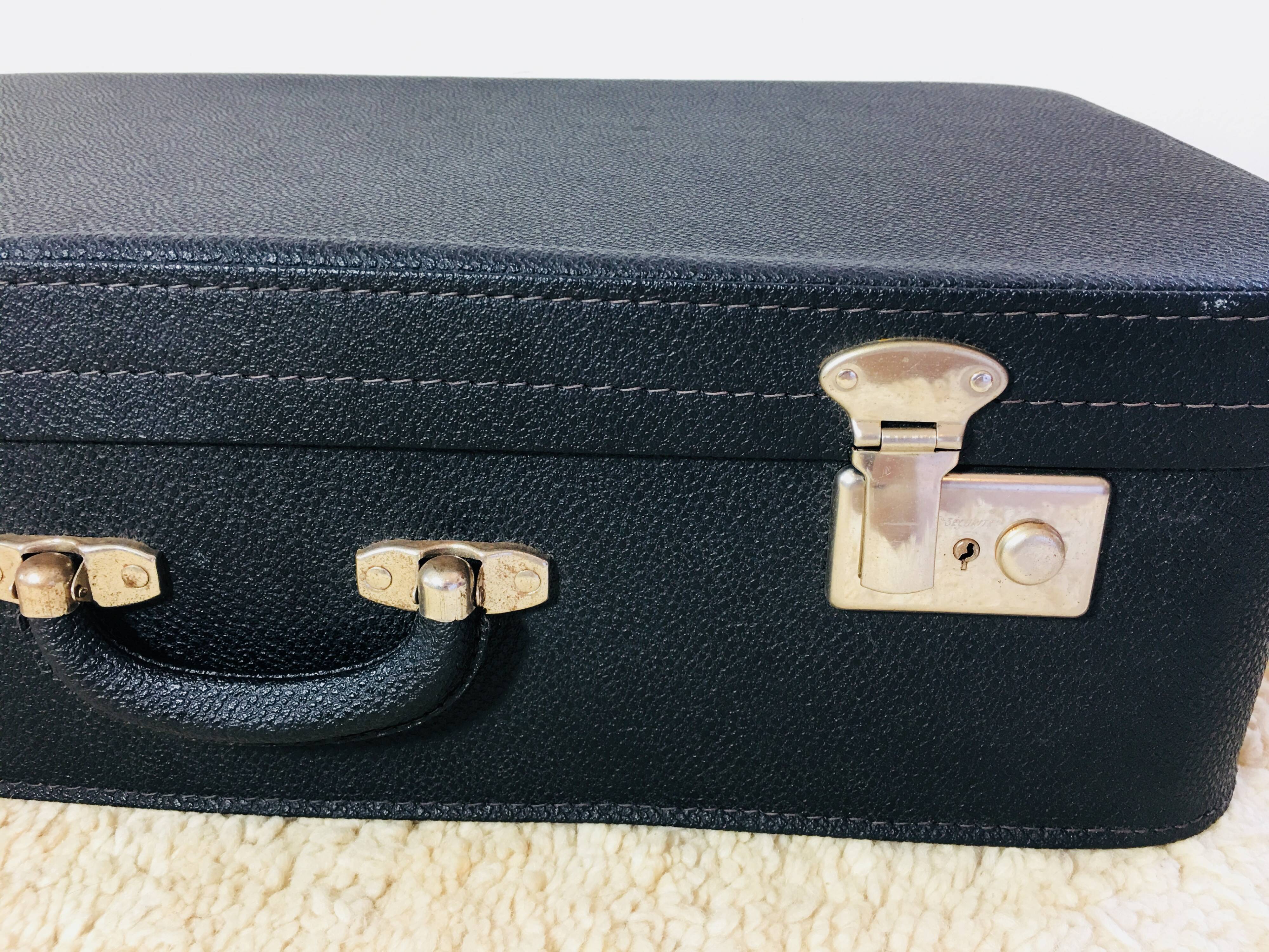 Valise noire vintage