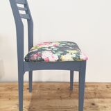Blue Velvet Chair wooden flowers vintage effects!