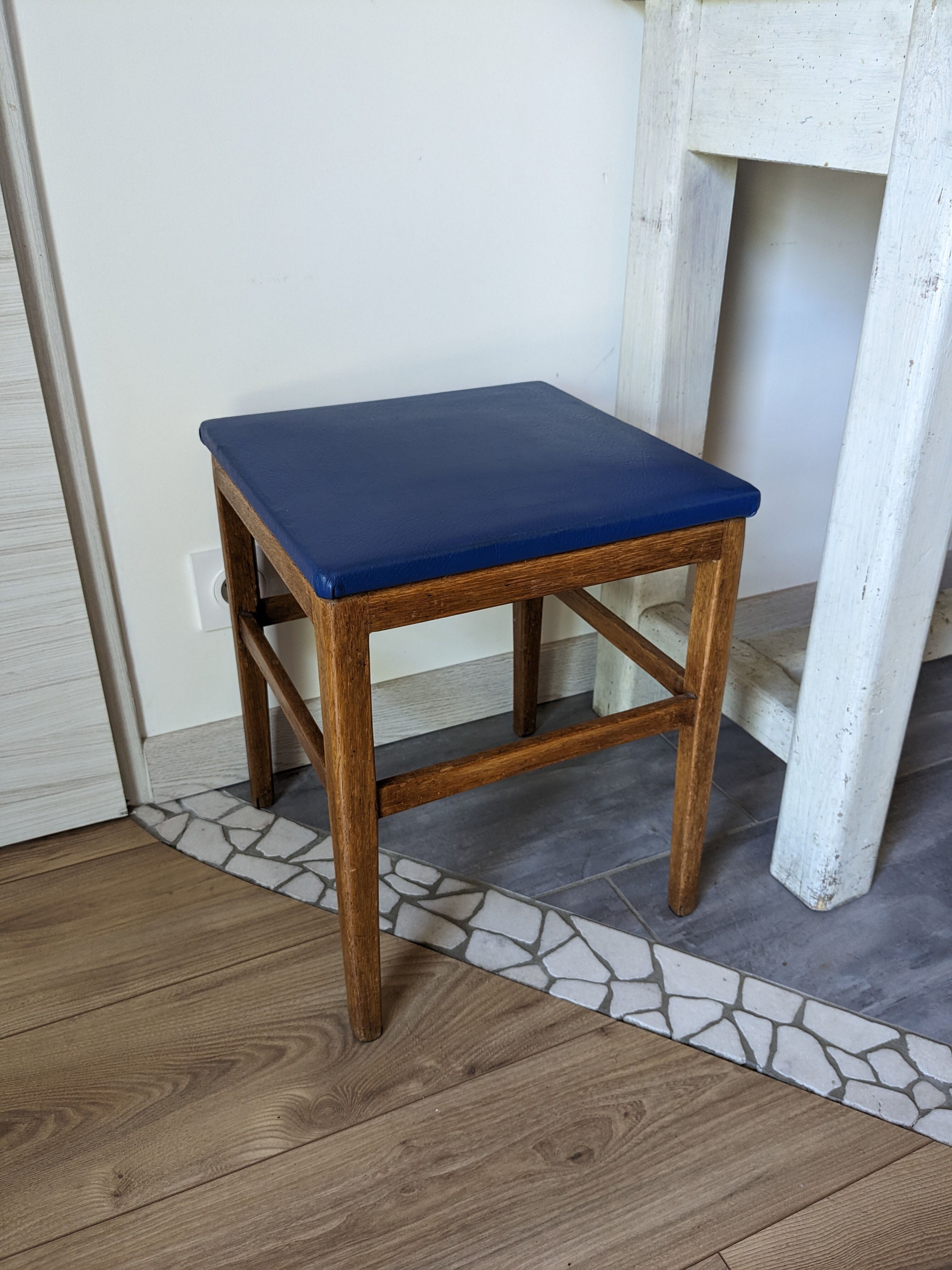 Vintage Scandinavian stool in skai