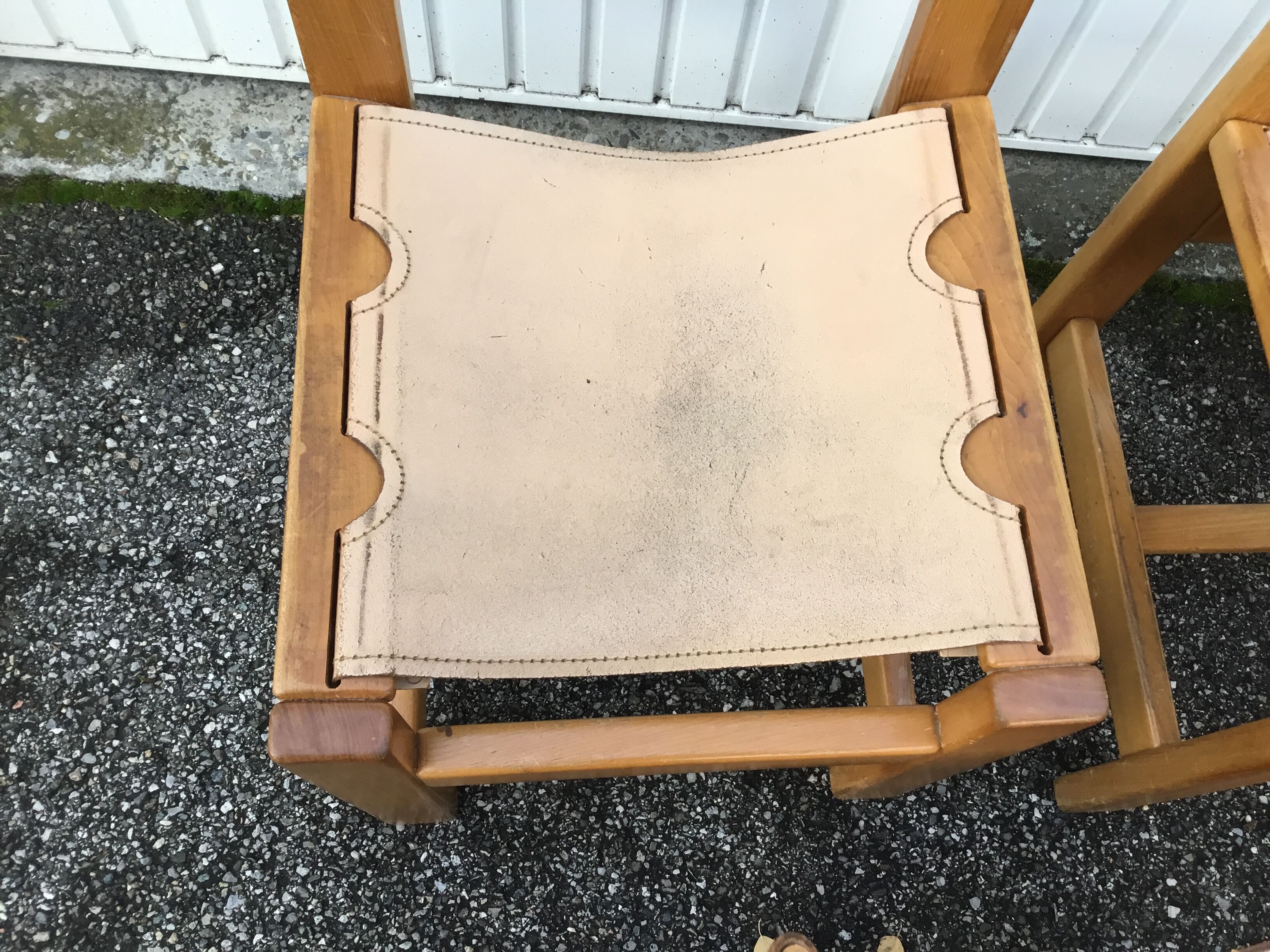 Maison Regain chairs