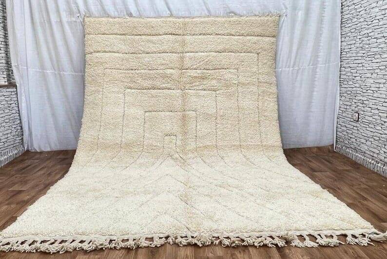 Traditional handmade pure wool Berber rug size 200 x 300 cm