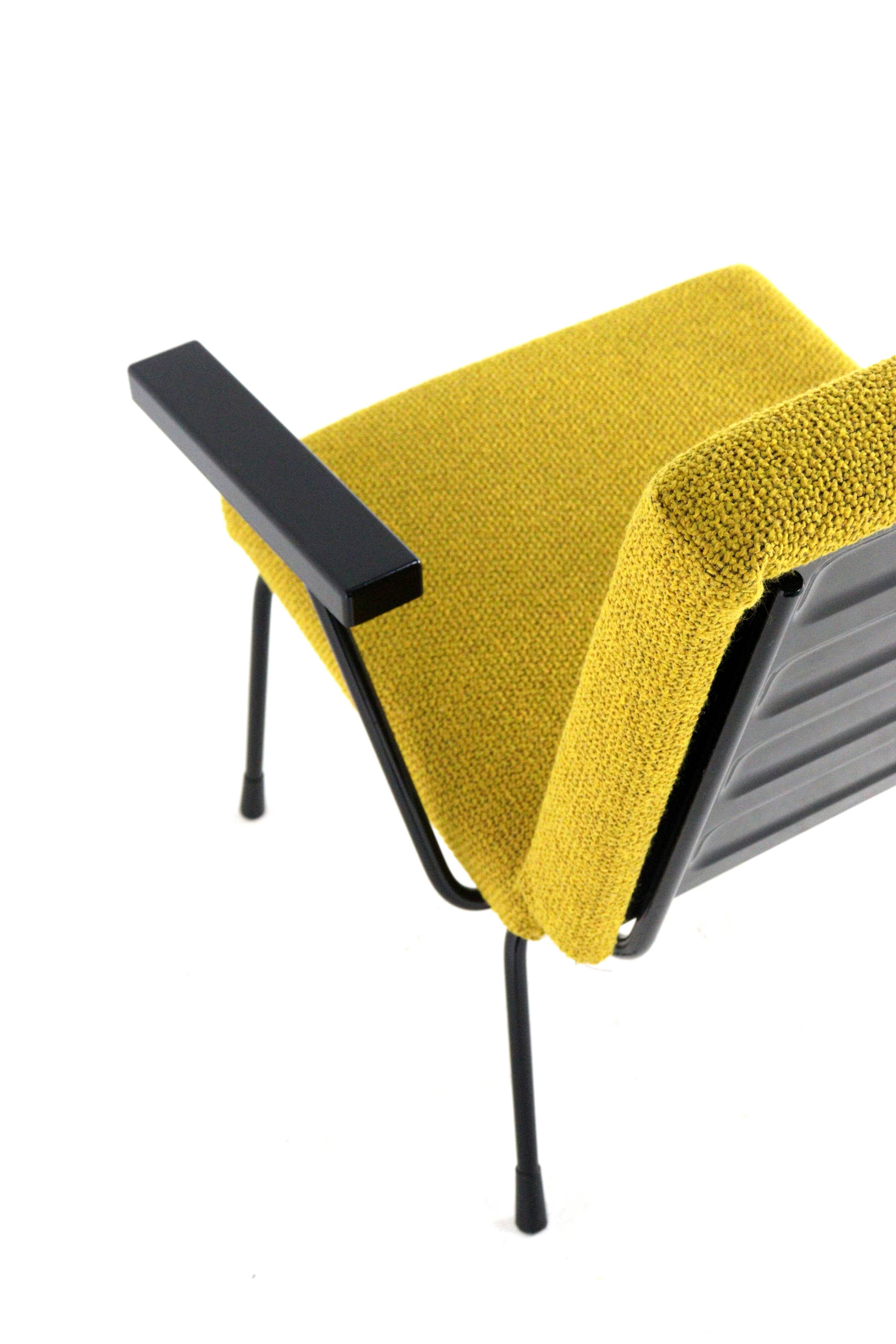 W.H. Rietveld for Gispen armchair model 1401