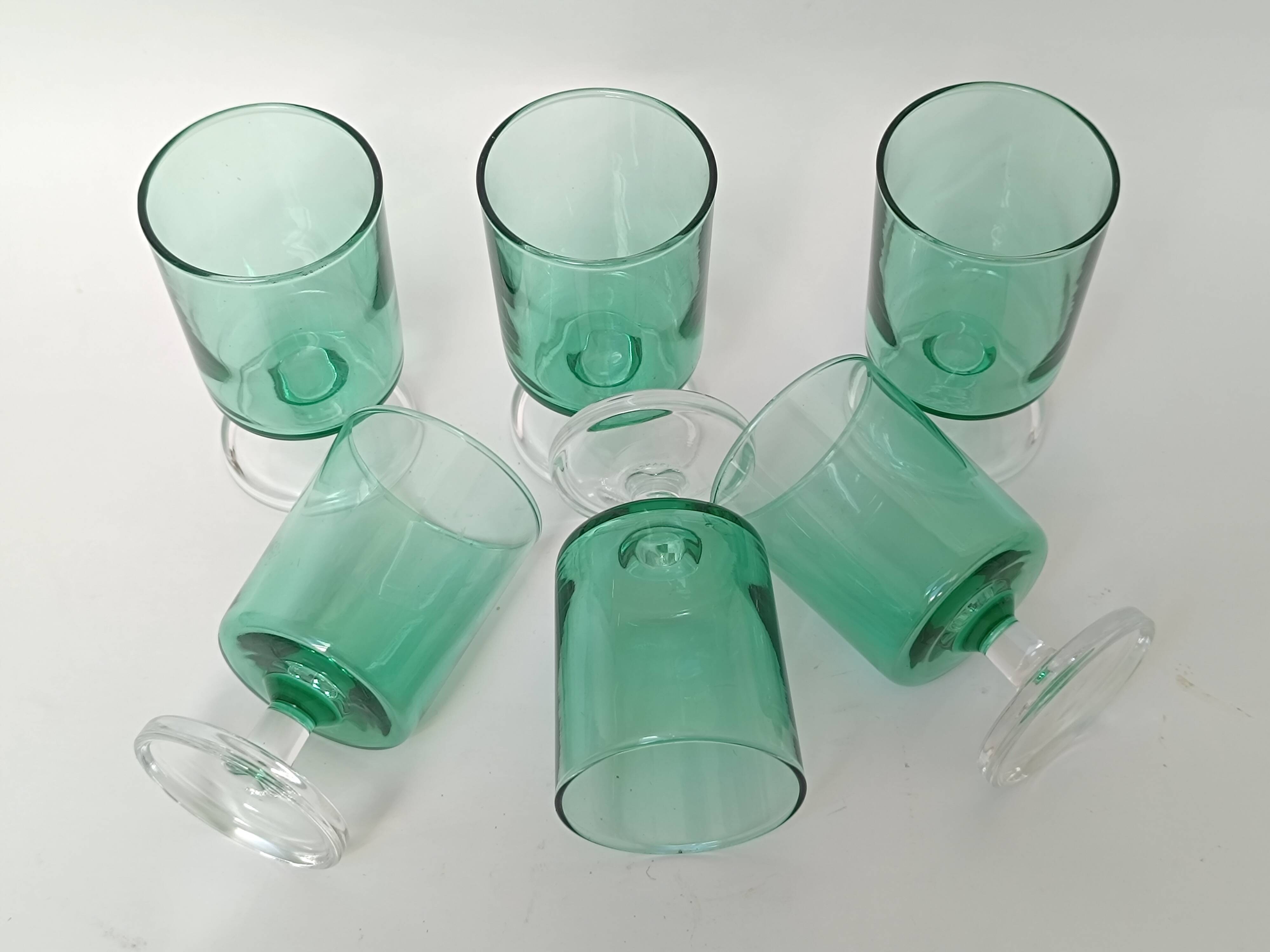 Luminarc white wine glasses