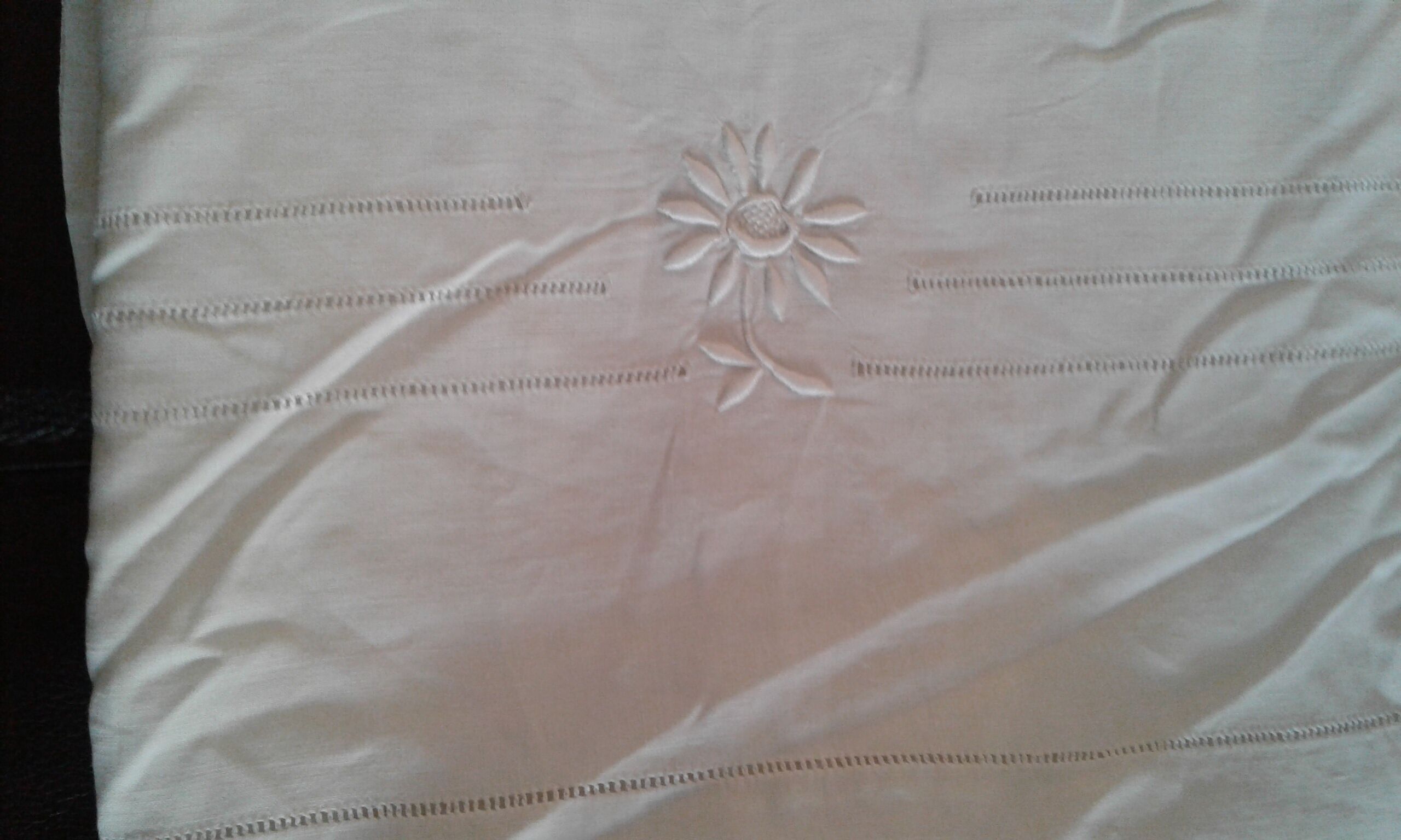 Lin Drap. monogramme embroidered B M and flowers.