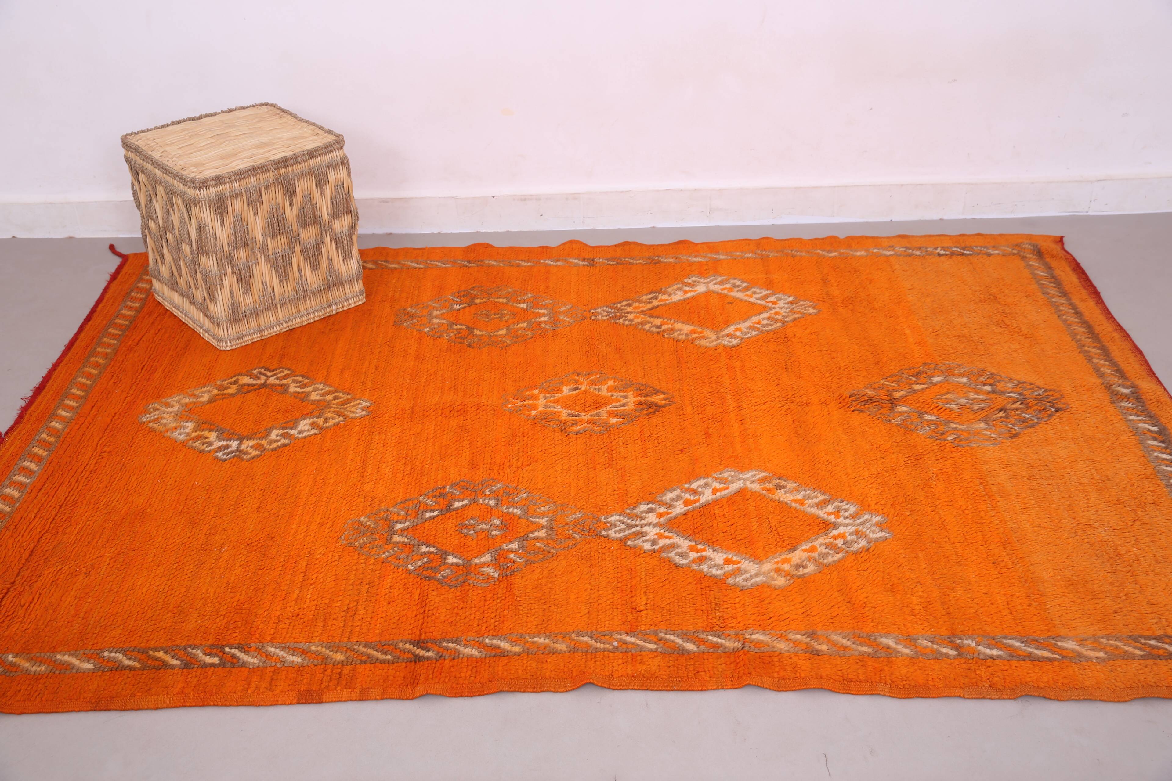Orange Vintage Moroccan Rug 162 x 232 cm - Berber Wool Rug - Handmade Rug