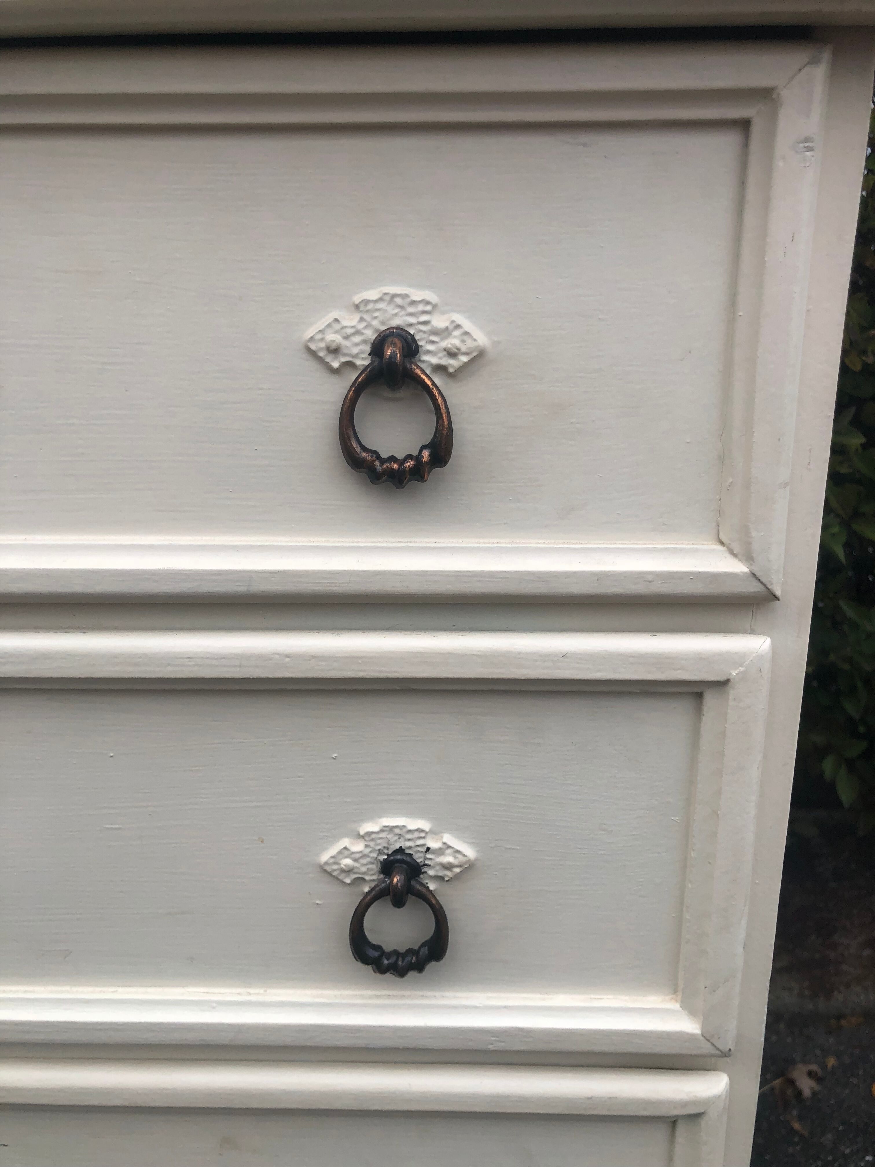 Commode vintage blanche