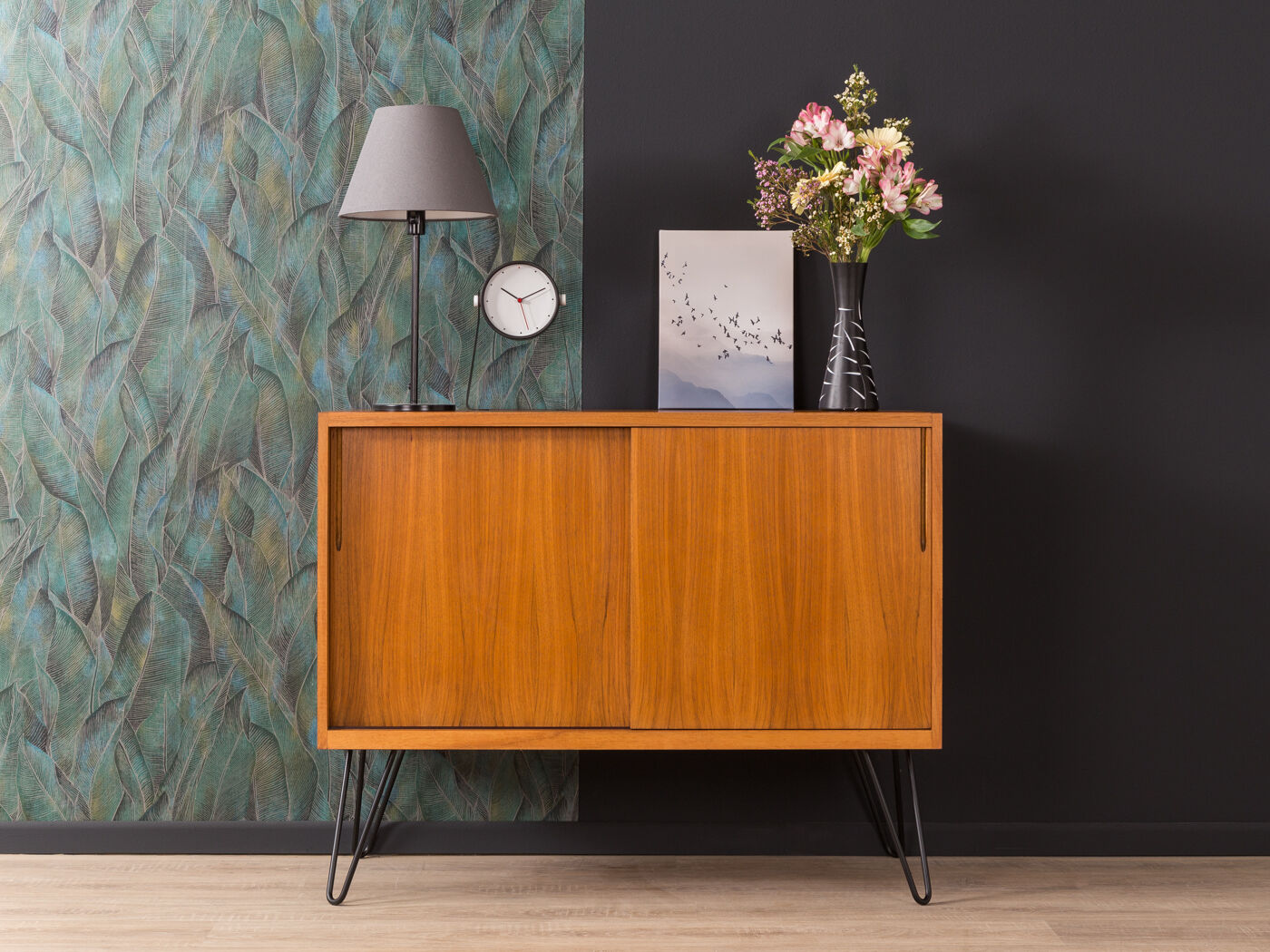 Buffet from the 1950s