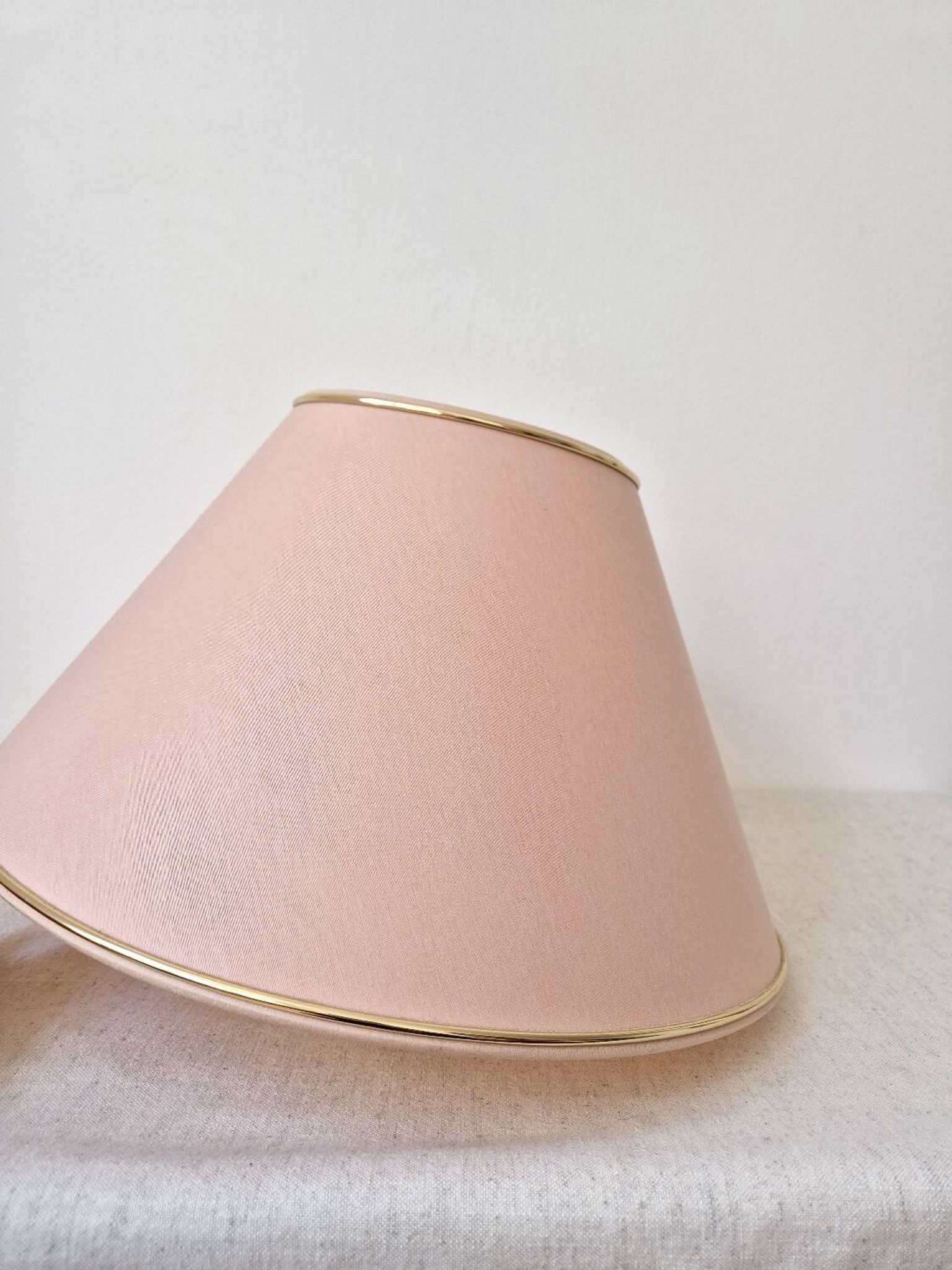 Fabric lampshade with golden trim '70s - vintage