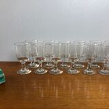 12 wine glasses made of blown glass