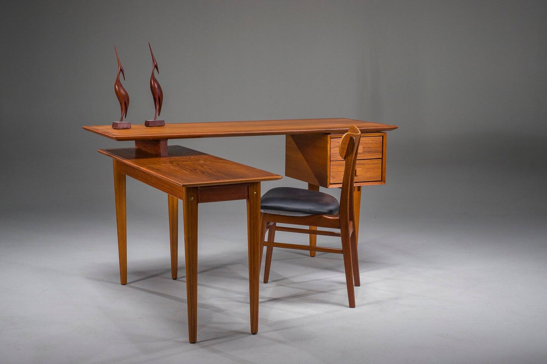 Bureau en teck en L de style mid-century moderne, années 1970