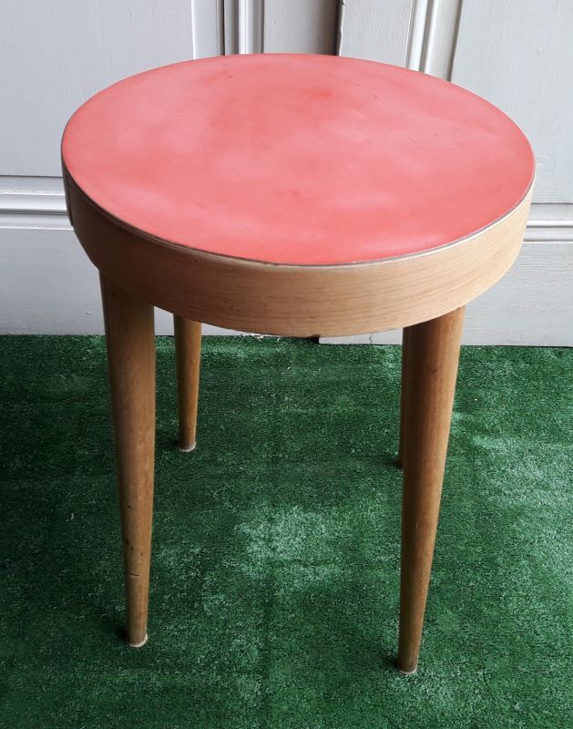 Tabouret Baumann XX hetre and red formica