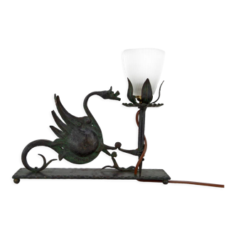 Lampe à poser au dragon en fer forgé, circa 1900