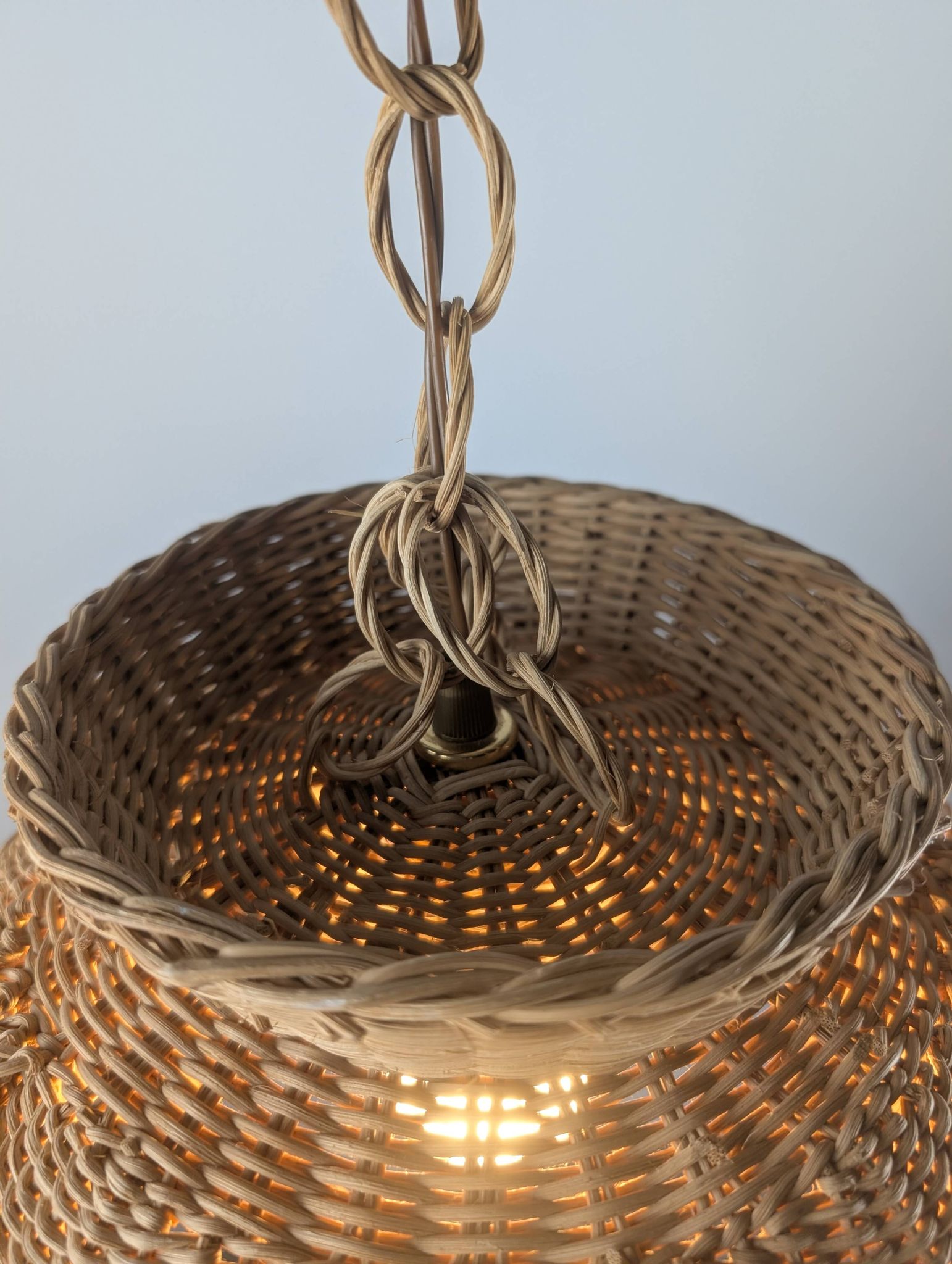 Wicker organic modern pendant lamp with overlapping petal shade, late 20th century
