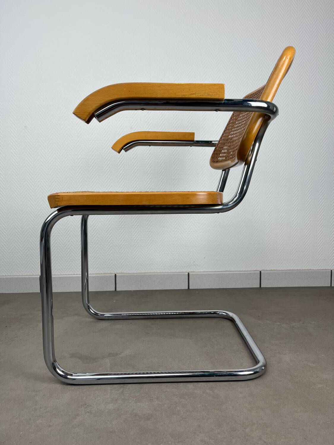 Chair B64 Marcel Breuer, Cesca B32