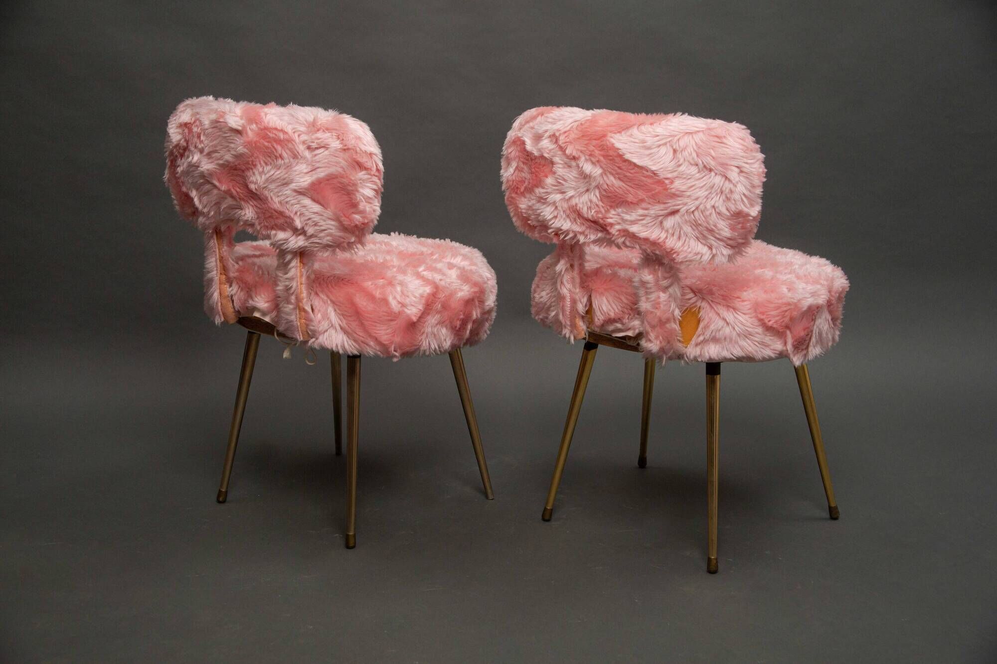 Pair of pink Pelfran moumoute chairs from the 60s and 70s