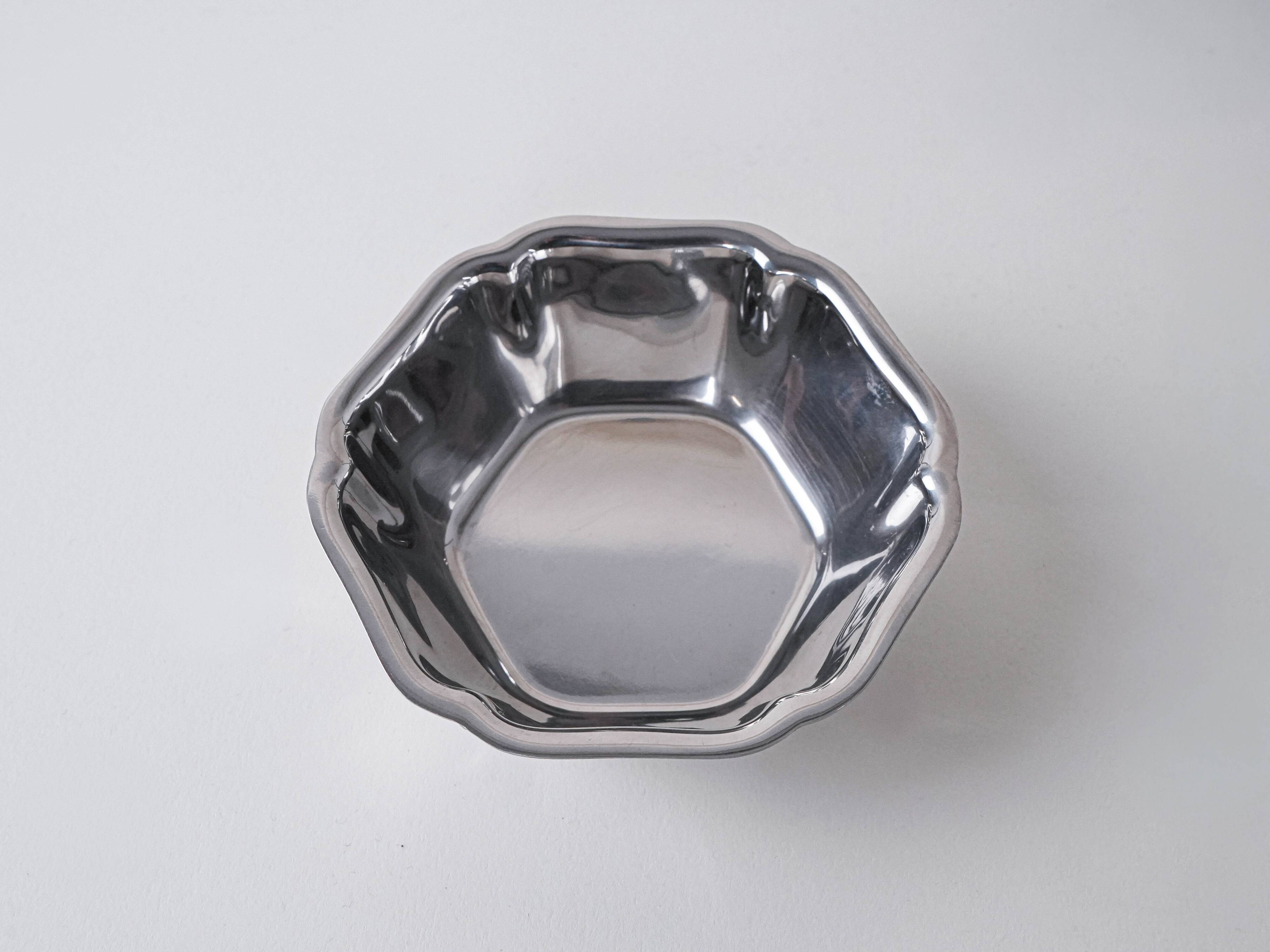 Set of stainless steel bowls, Italian design, 1980s, made in Italy