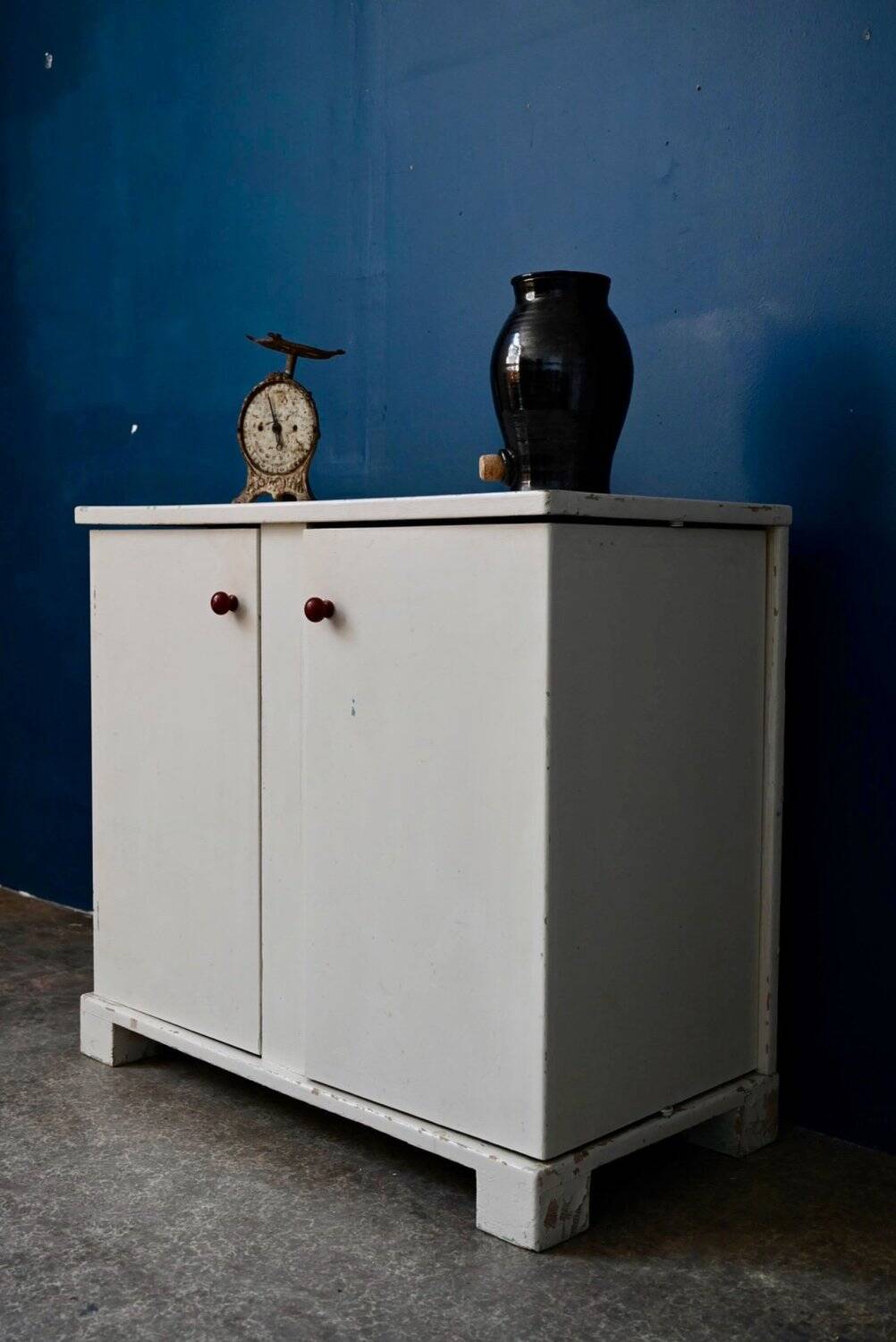 Retro commode with shelves Art Deco painted wood