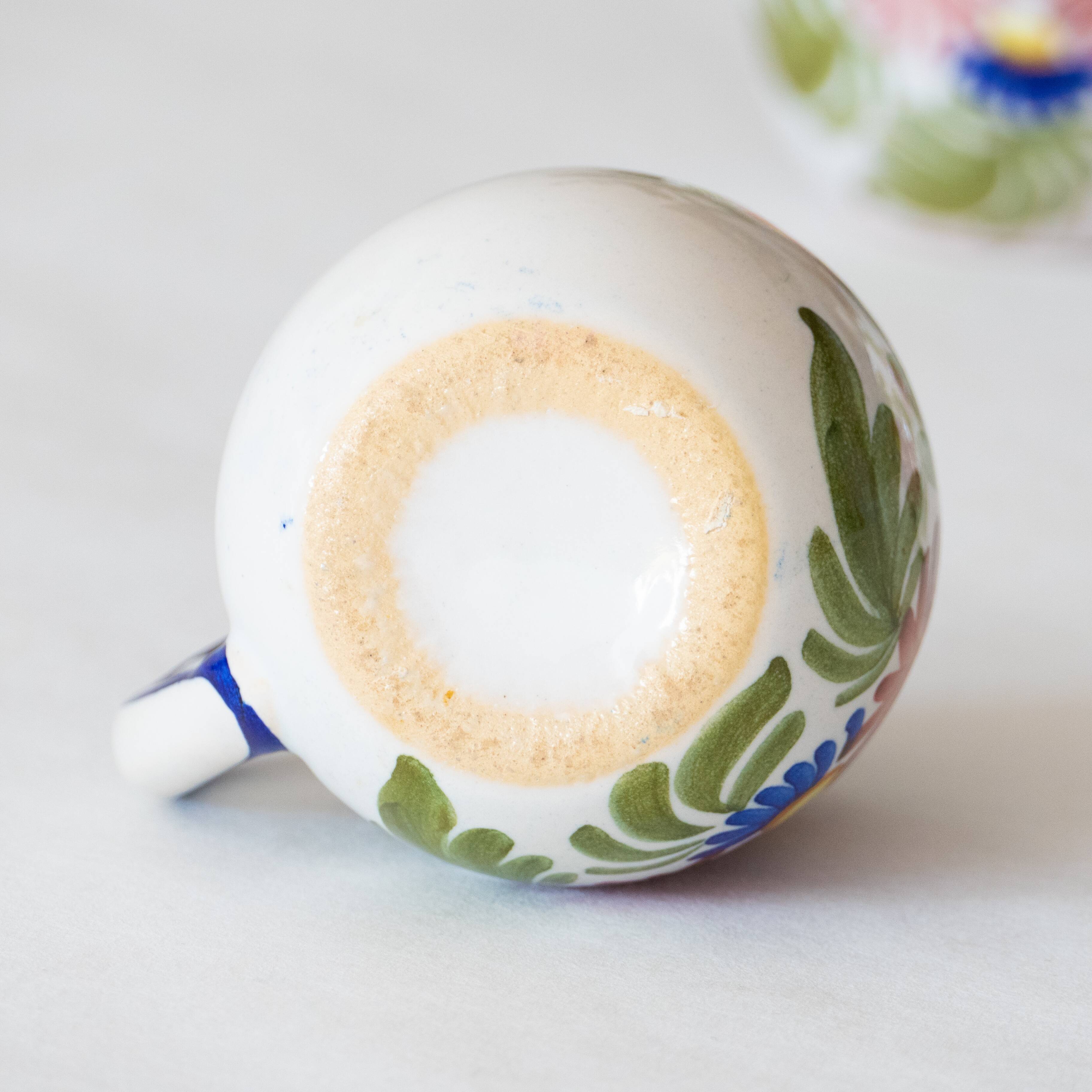 4 hand-painted handcrafted mugs