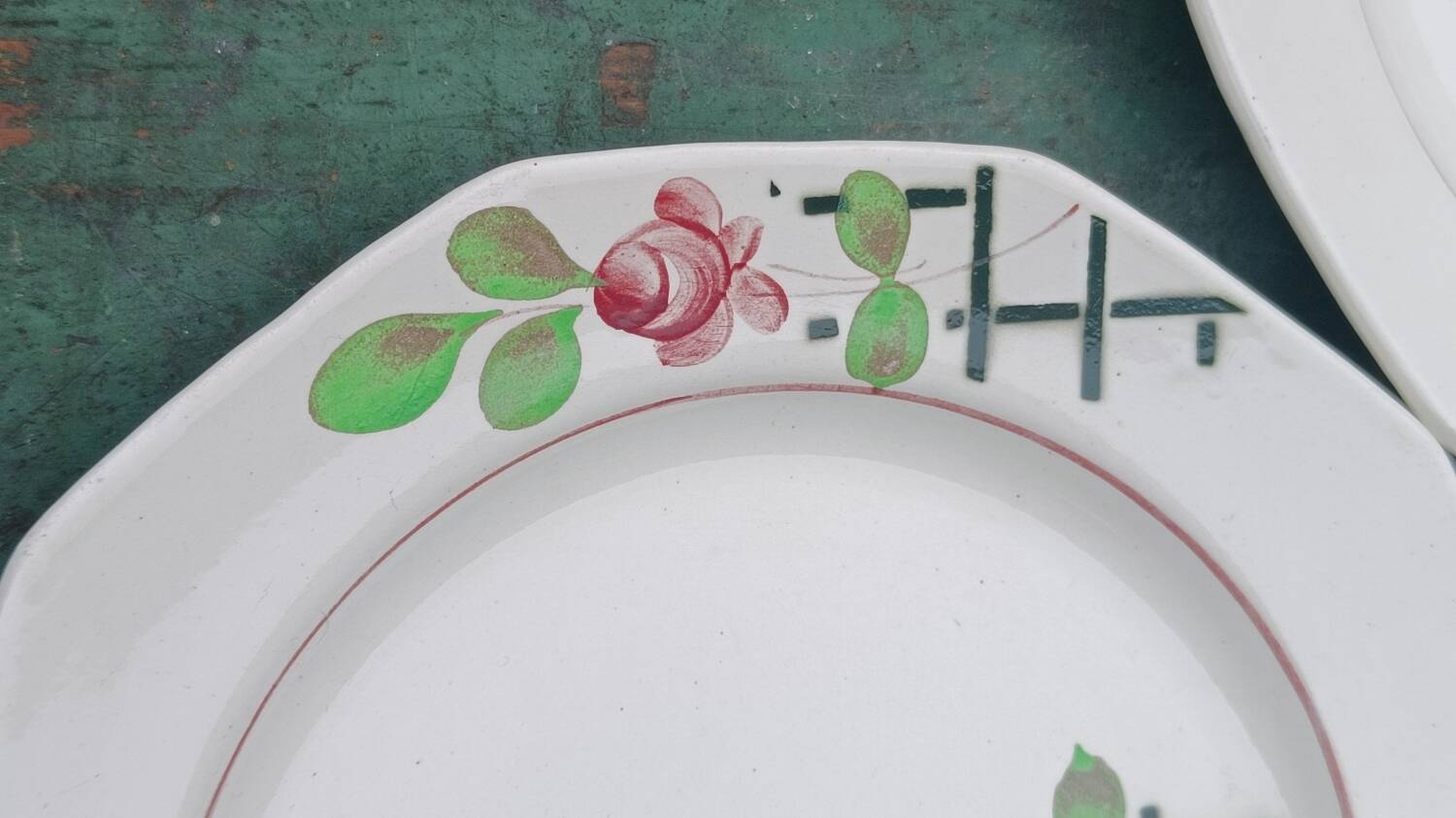 Iron earth dessert plates