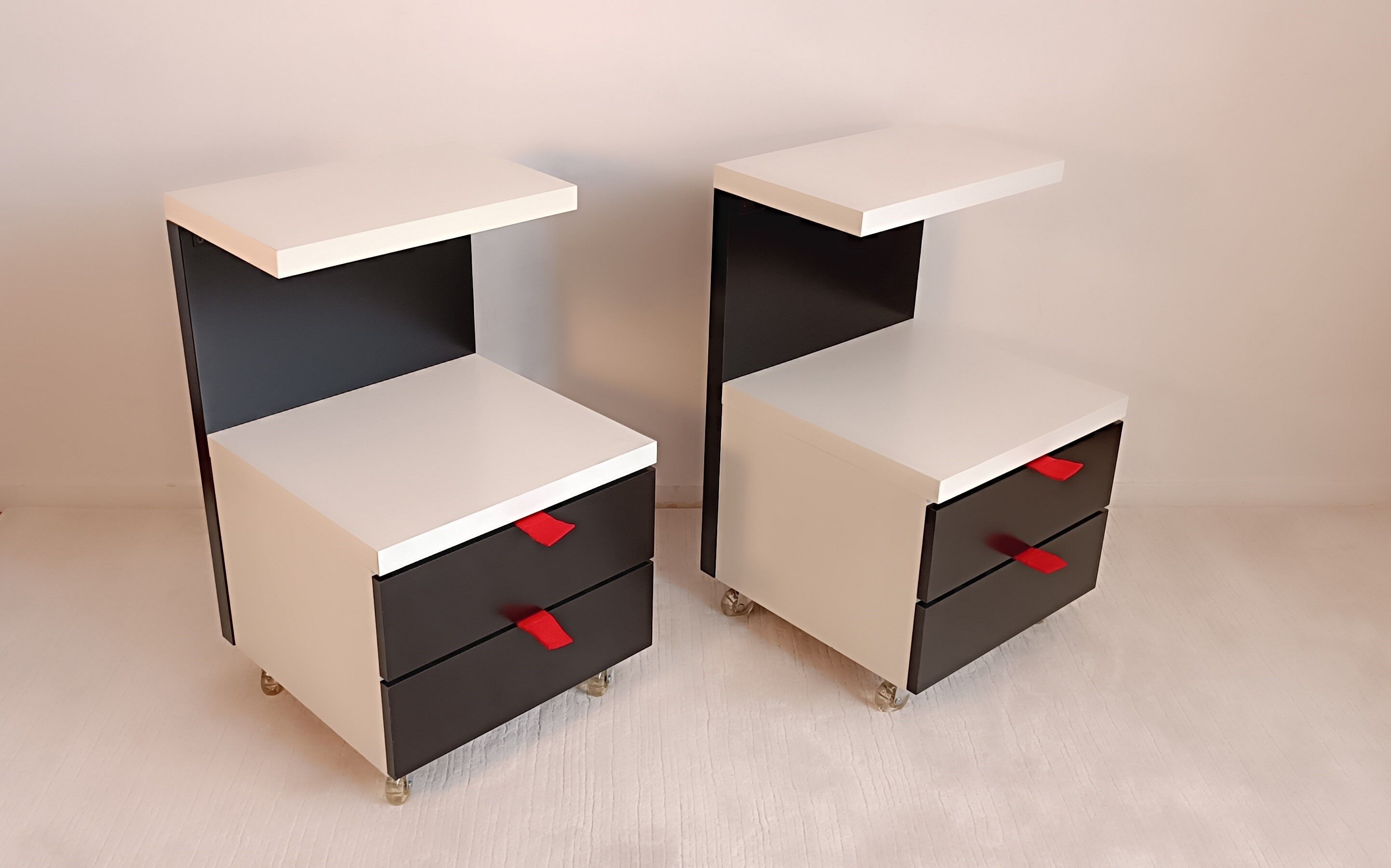 Tables de chevet postmodernes ikea noir et blanc 1980’s en tbeg