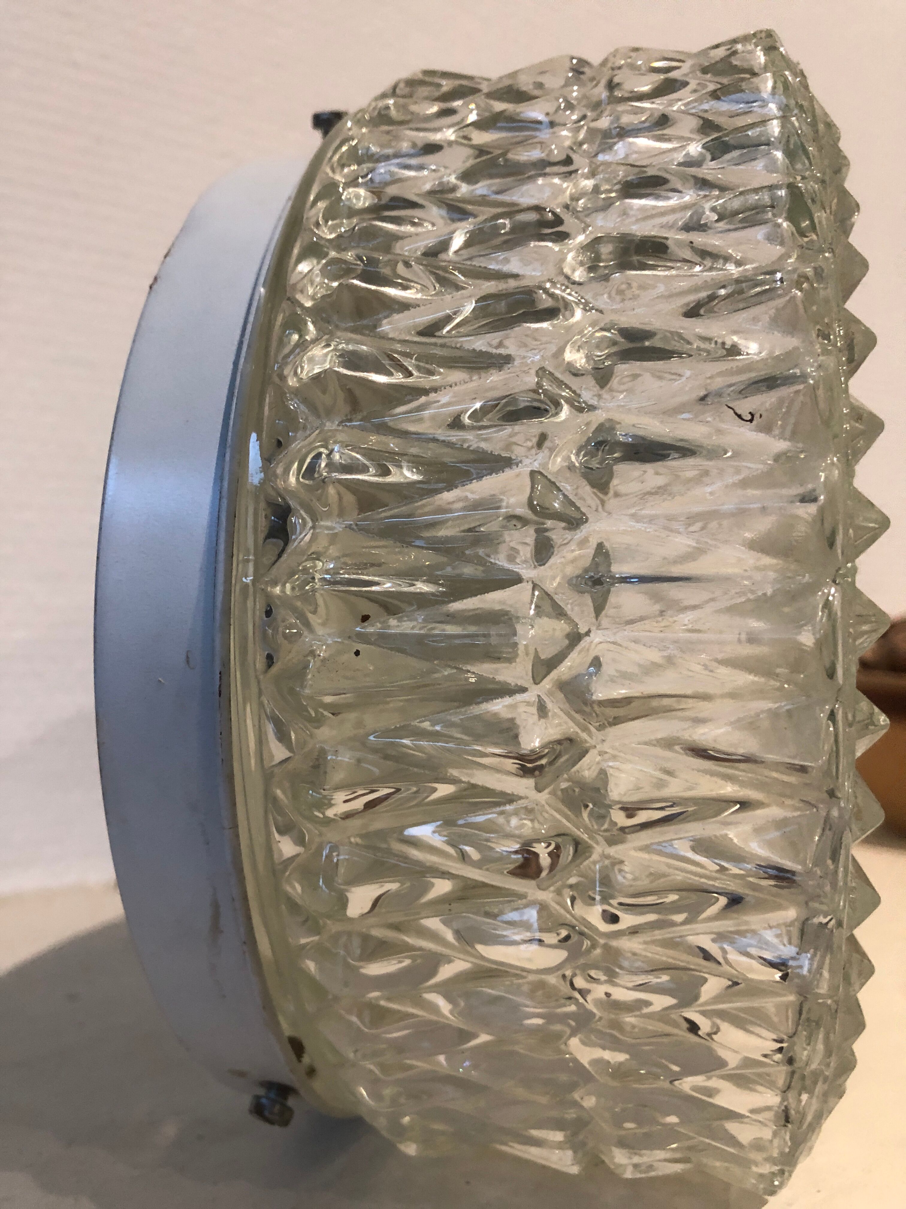 Plafonnier en verre vintage années 70