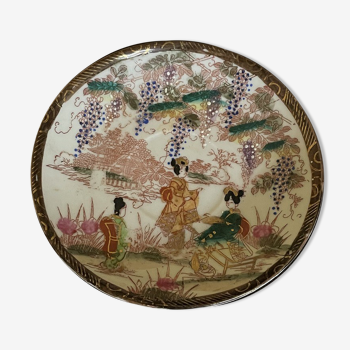 Japanese décor plate