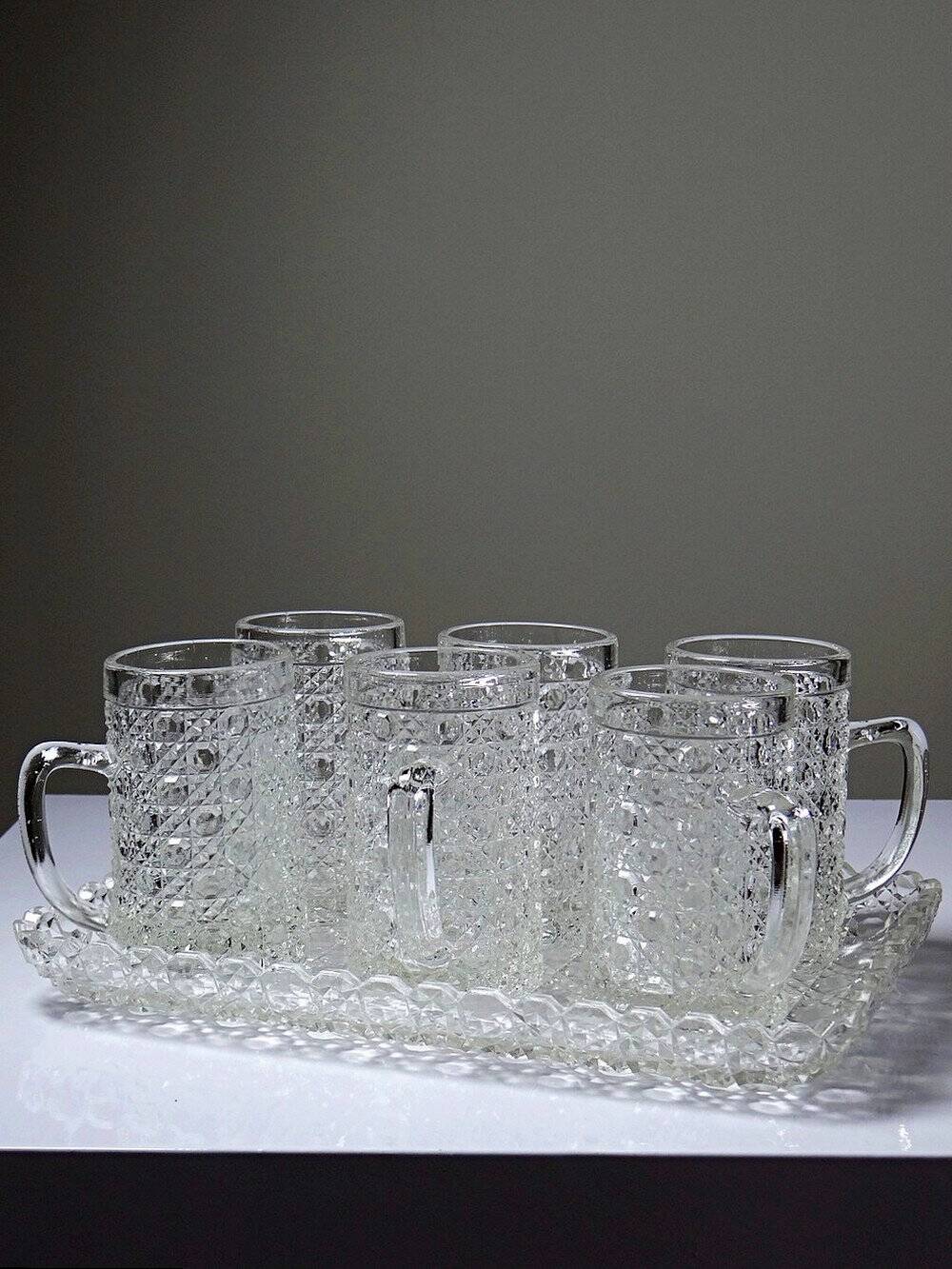 6 small vintage/antique pressed glass mugs and tray, art deco style