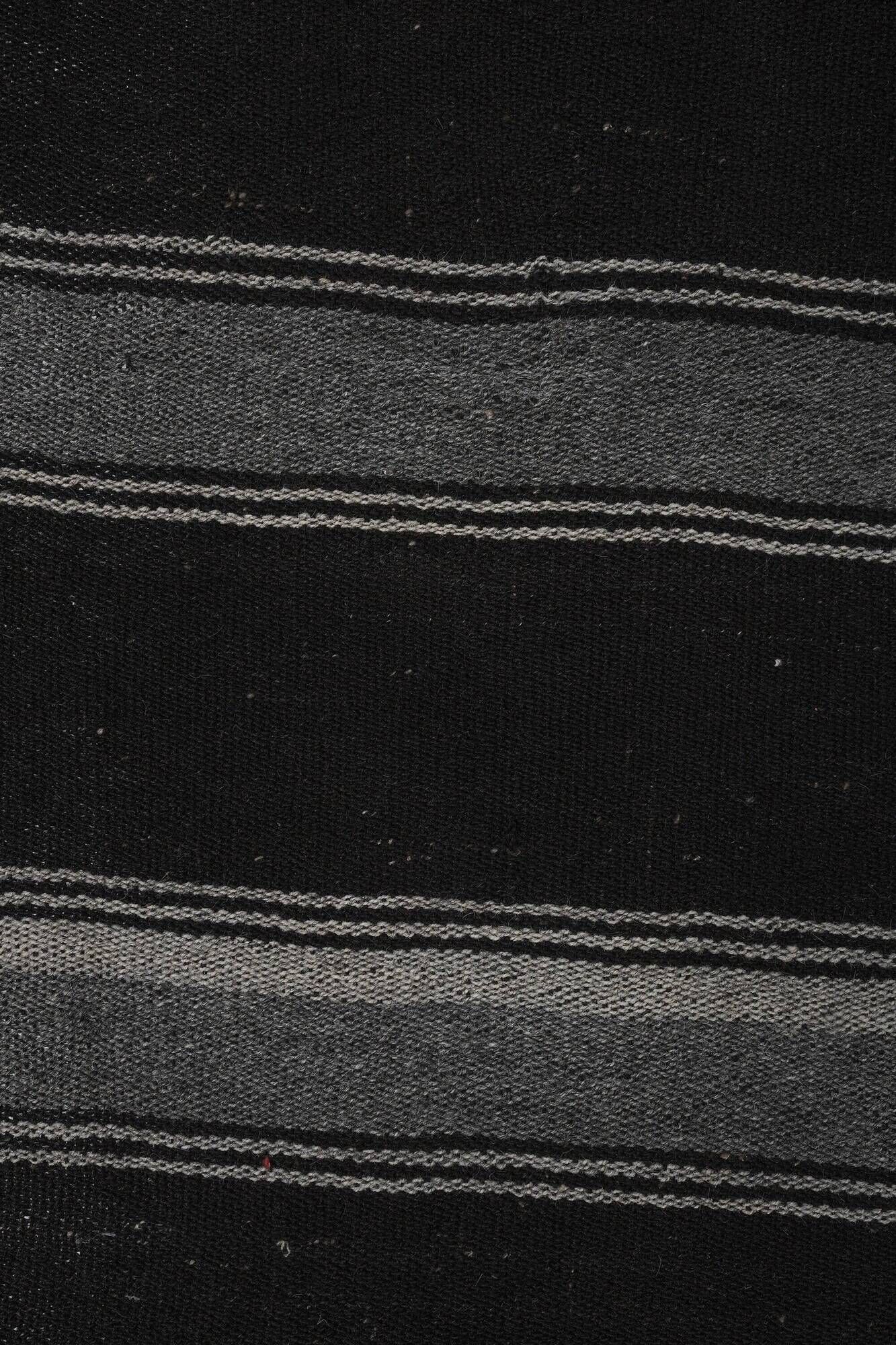 Kilim turc vintage tissé main 203x220 cm