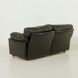 Poppy 2-seater leather sofa by Tito Agnoli for Poltrona Frau, 1970s