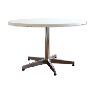 Round coffee tables 60s / 70s vintage Werzalit