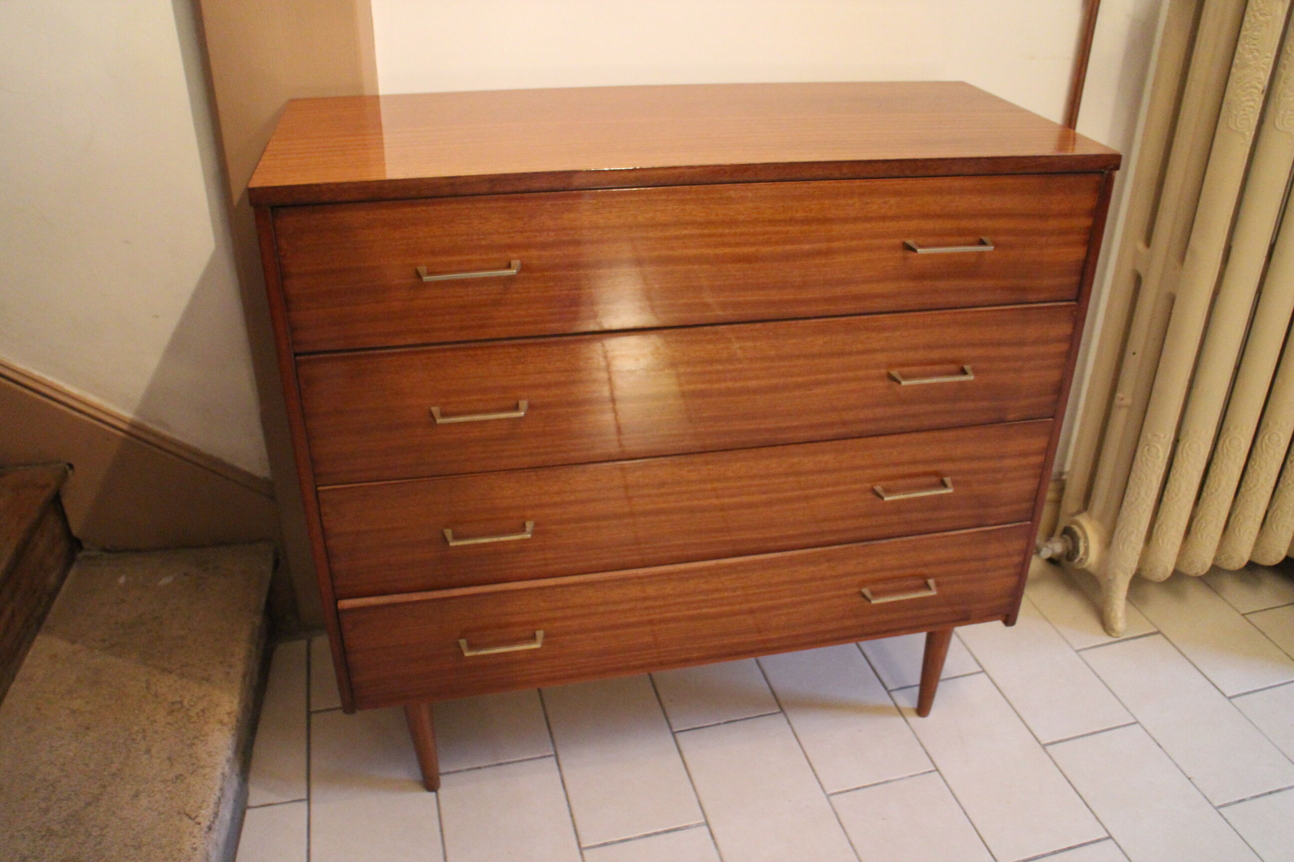 Vintage chest of drawers