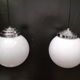 2 suspensions boules opalines