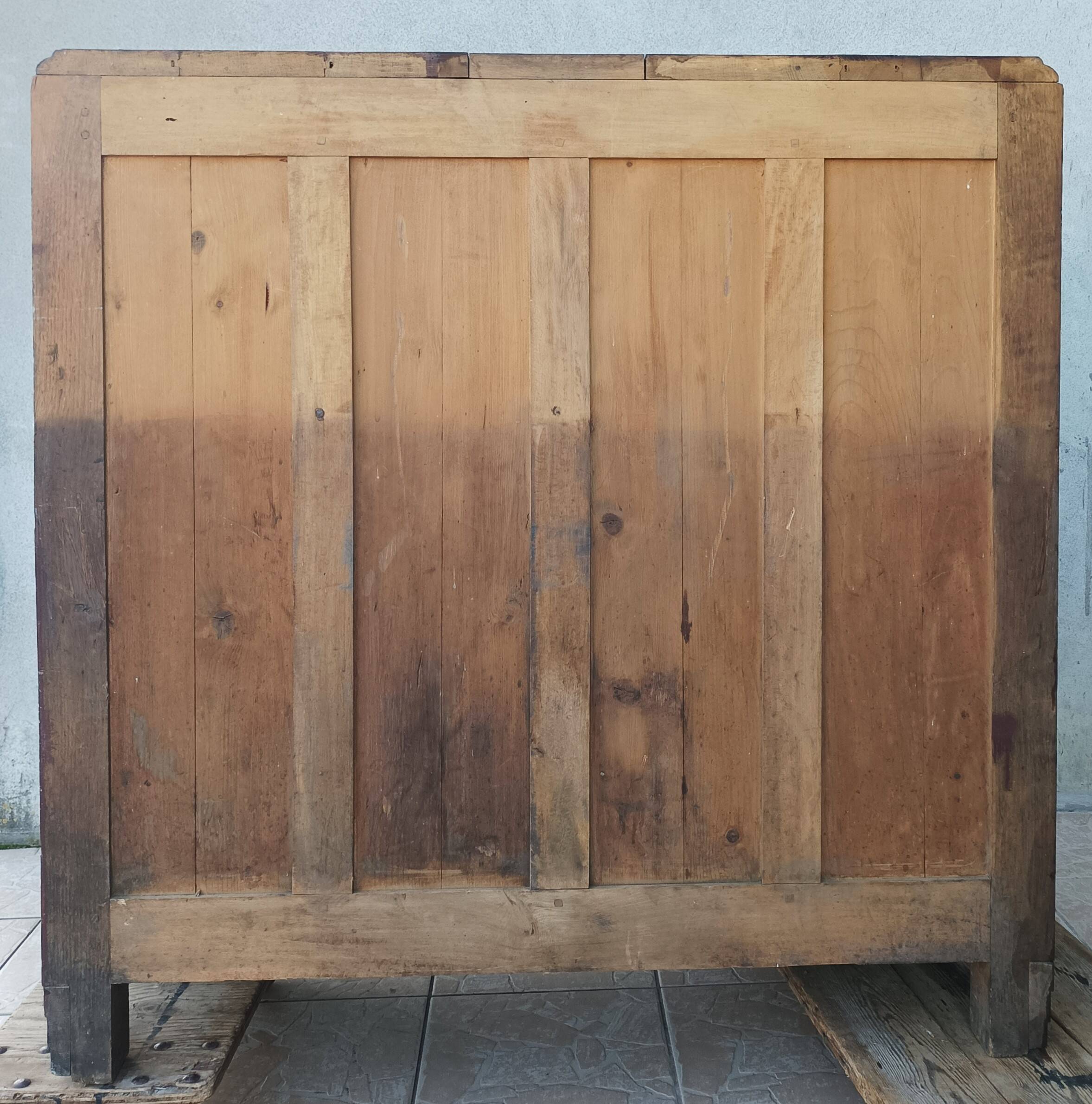 Butcher's buffet ice chest from the Art Deco period in oak