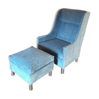 Ear chair and ottoman