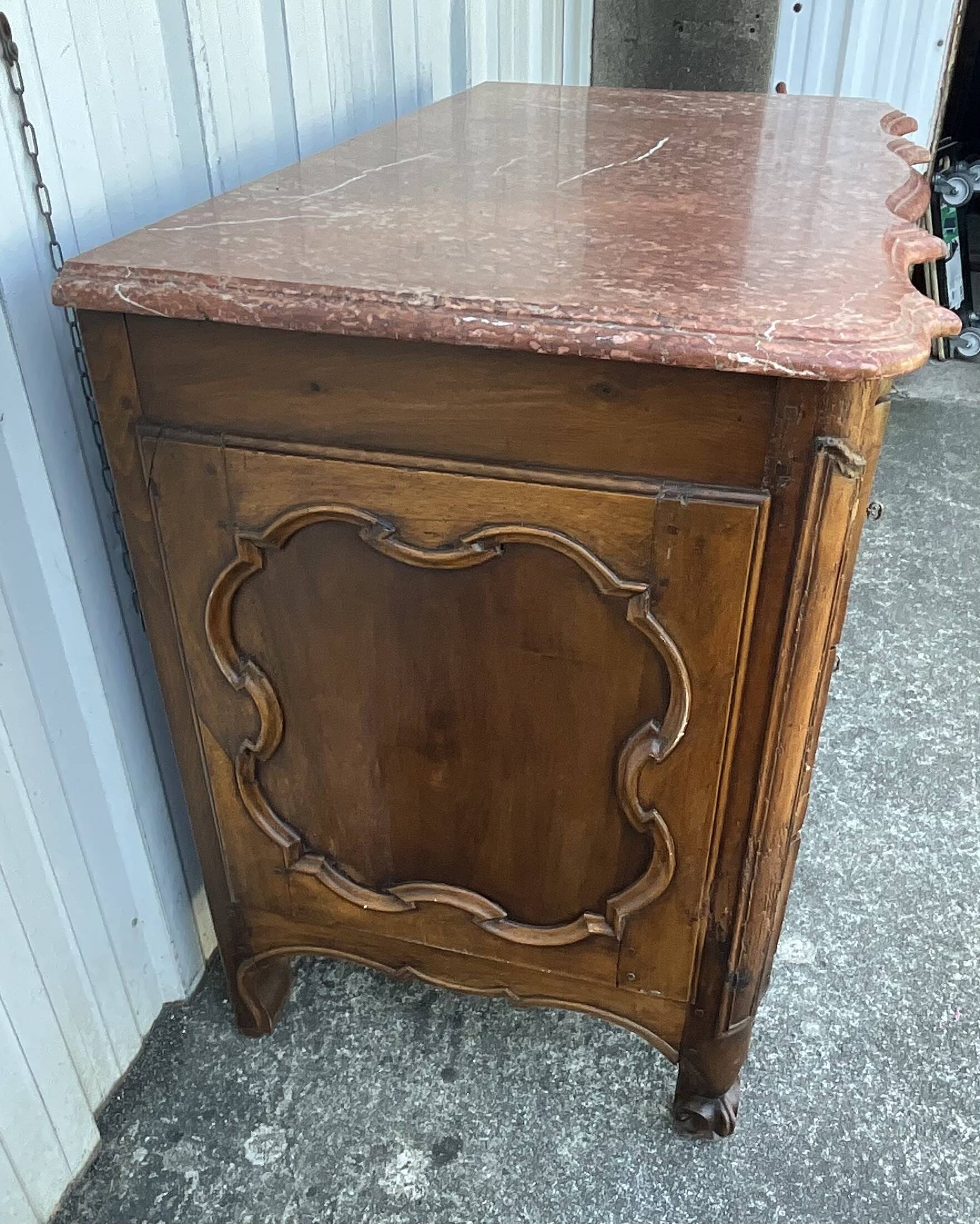 Louis XV Style Walnut Eel Chest of Drawers, Early 19th Century