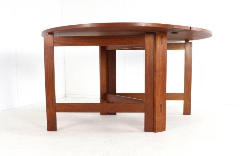 Table de salle à manger pliante en teck danois « Skovlund » - style moderne du milieu du siècle