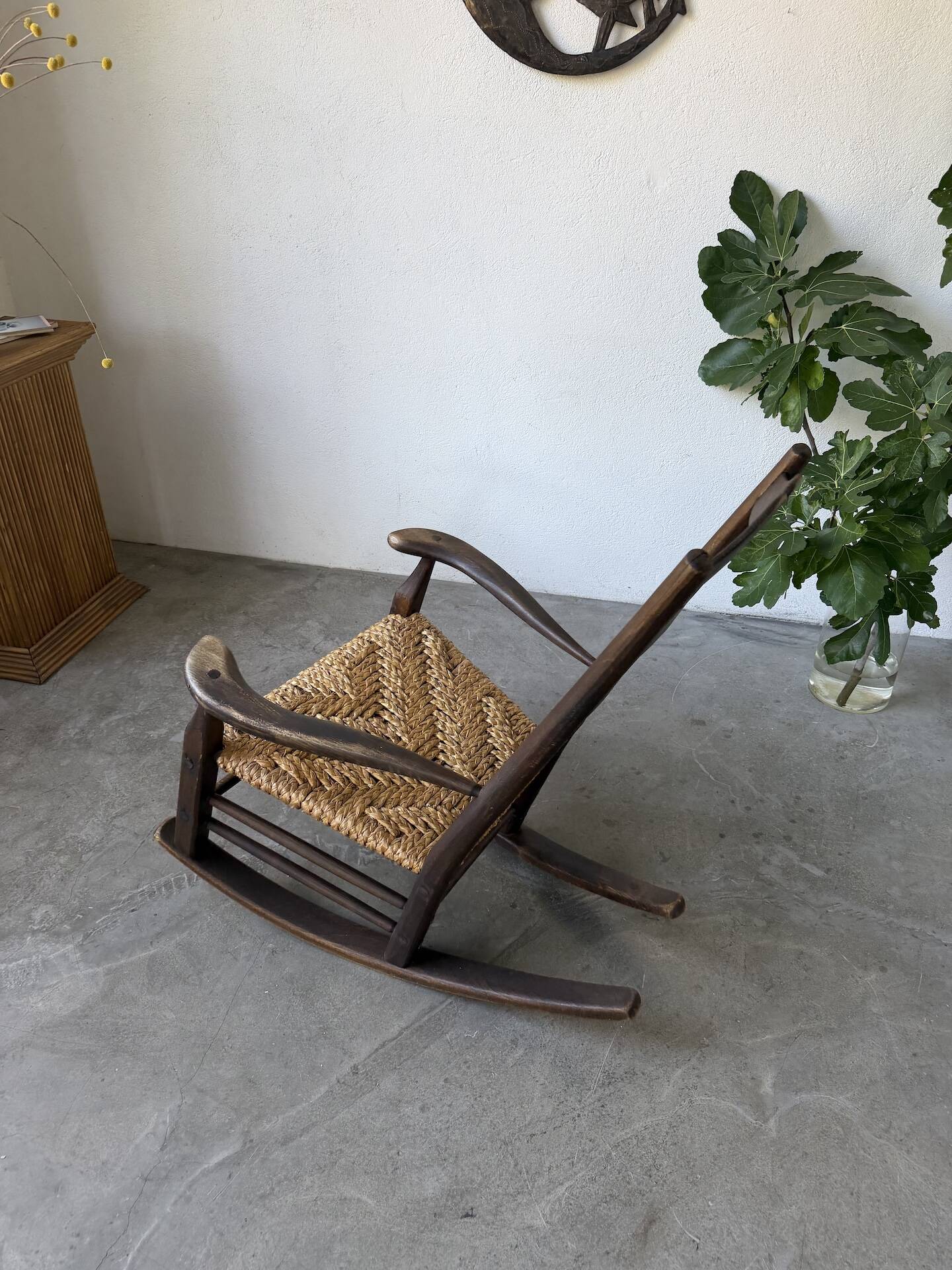 Rocking chair 1900 France cord