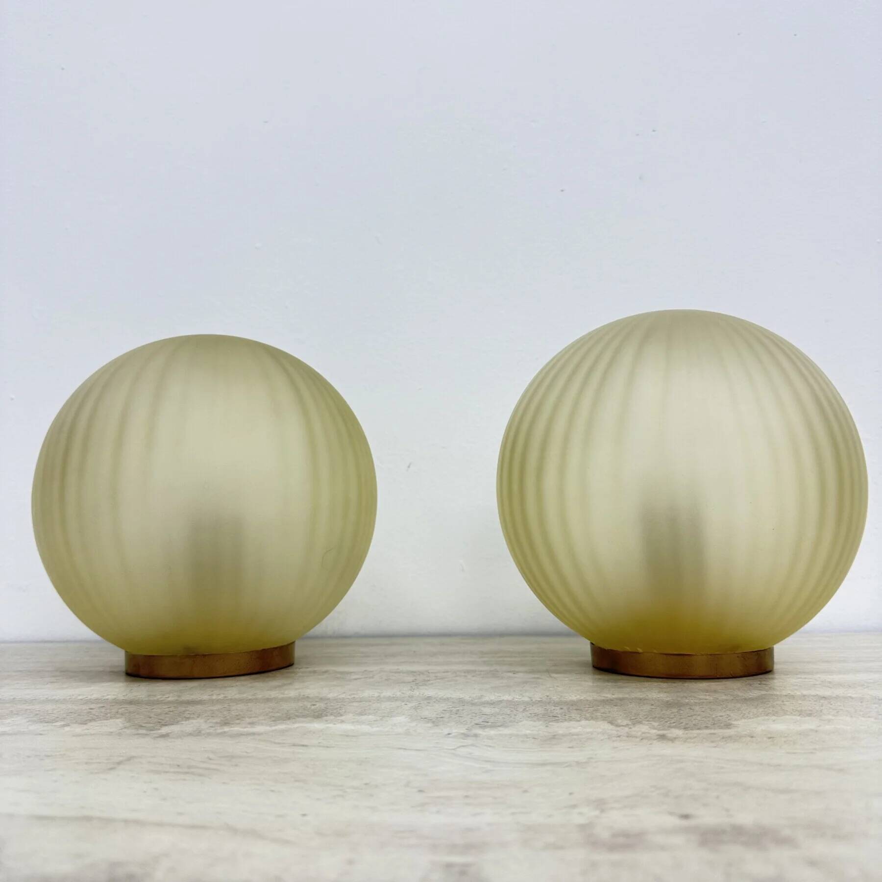 Pair of 2 glass swirl lamps, 1970 Italy