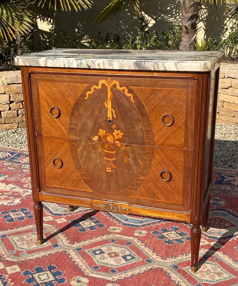 Dresser marquetry and bronze Louis XVI style