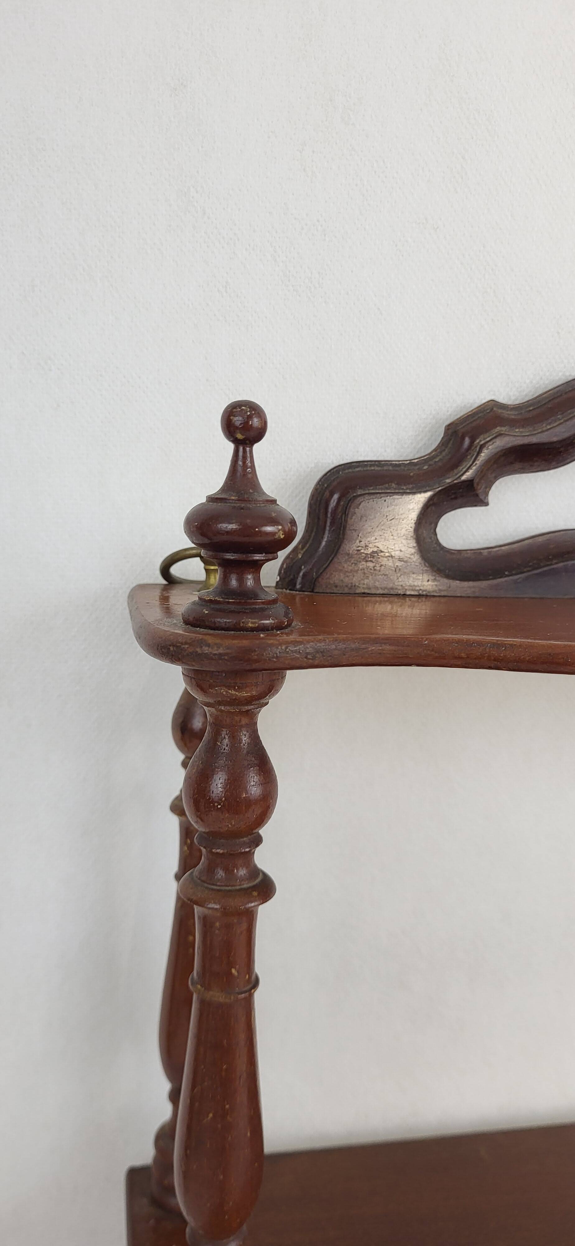 Napoleon III mahogany wall shelf