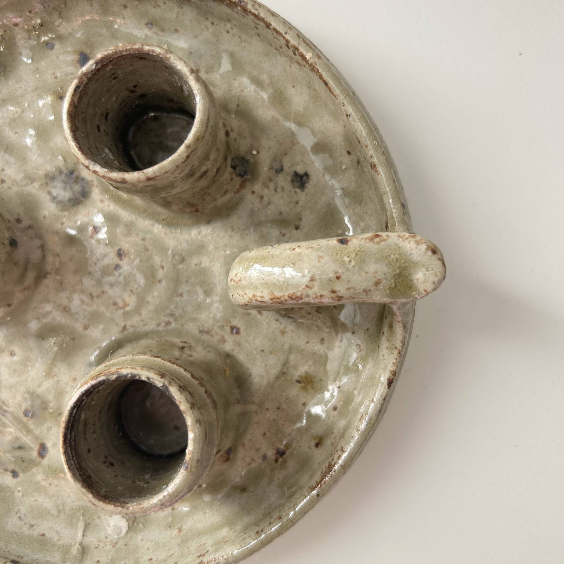 Unusual candlestick with 3 candle holders