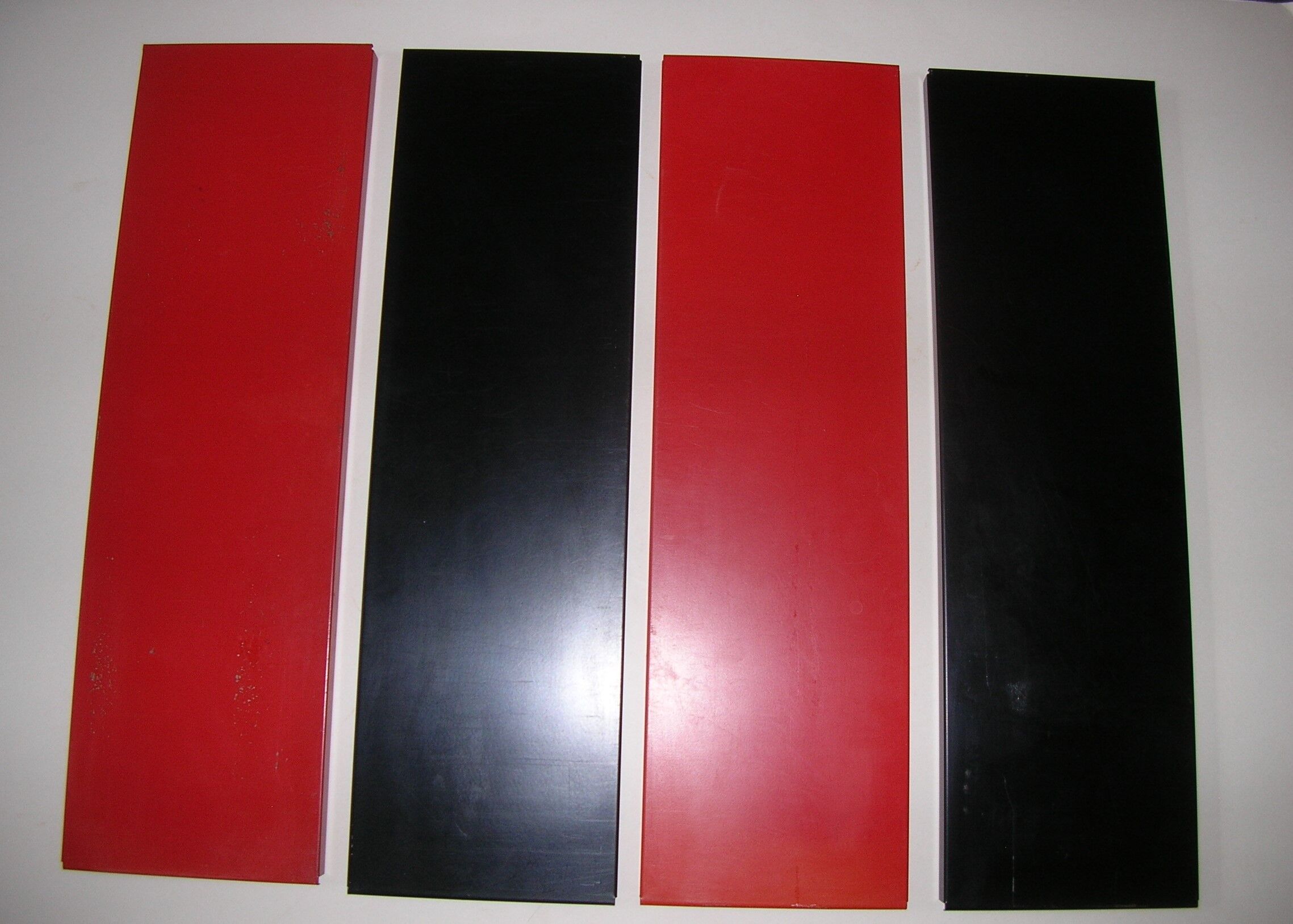 Tomado double-width wall shelf