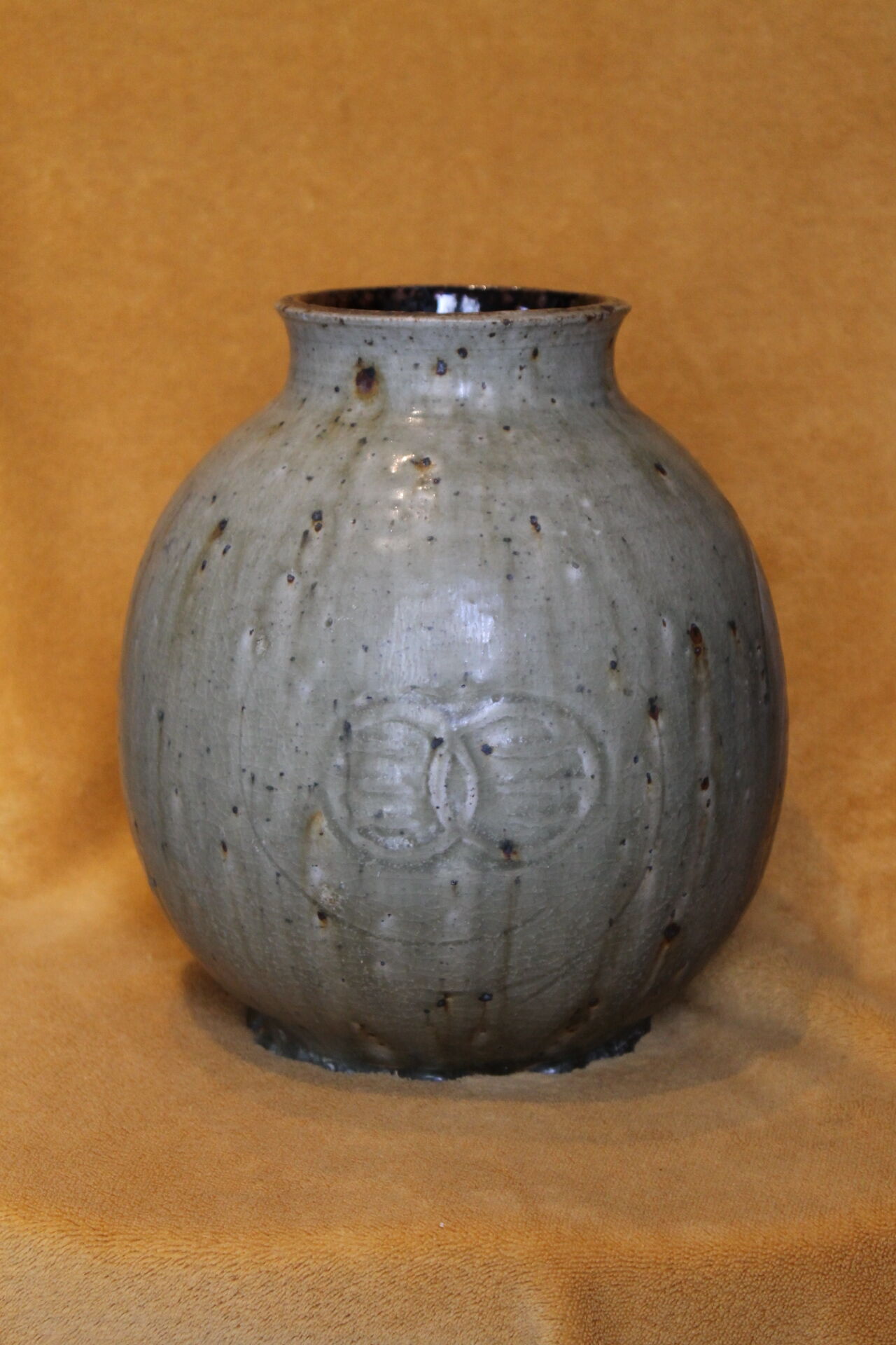 Ceramic vase signed Jean-claude Seris