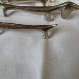 8 metal knife holders/dogs