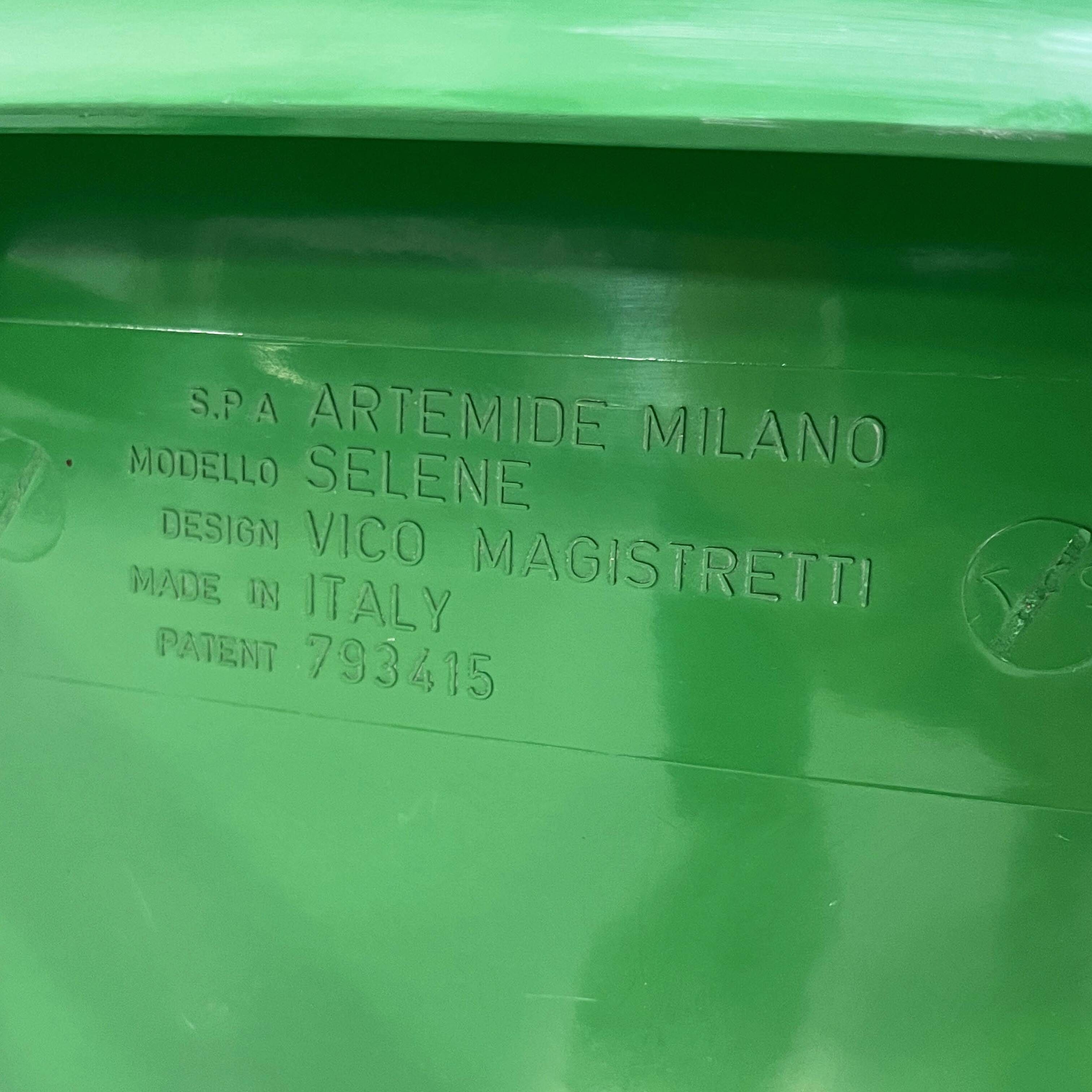 Lot de 4 chaises Selene vertes par Vico Magistretti pour Artemide, 1970