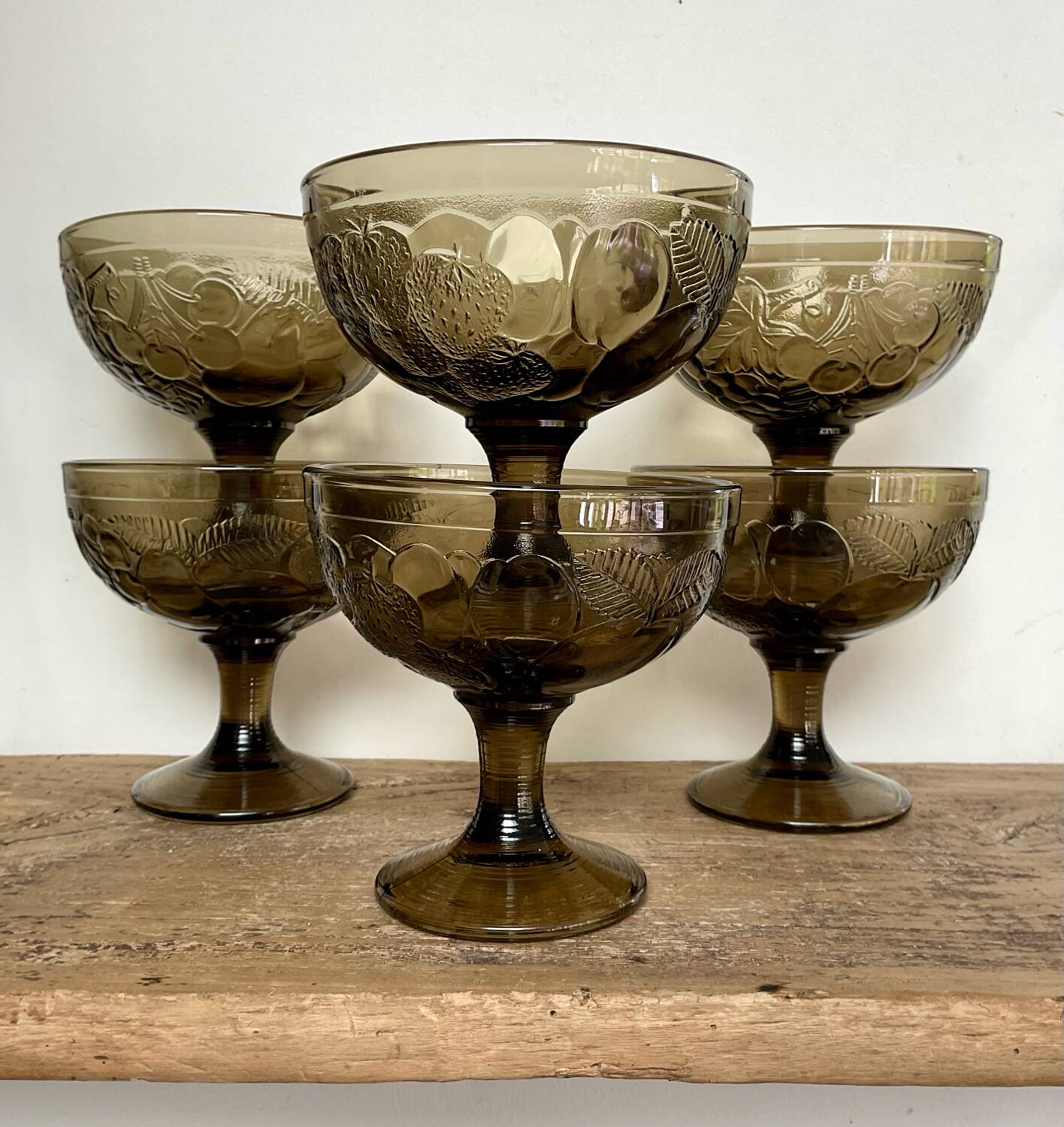 6 vintage Luminarc smoked glass fruit bowls