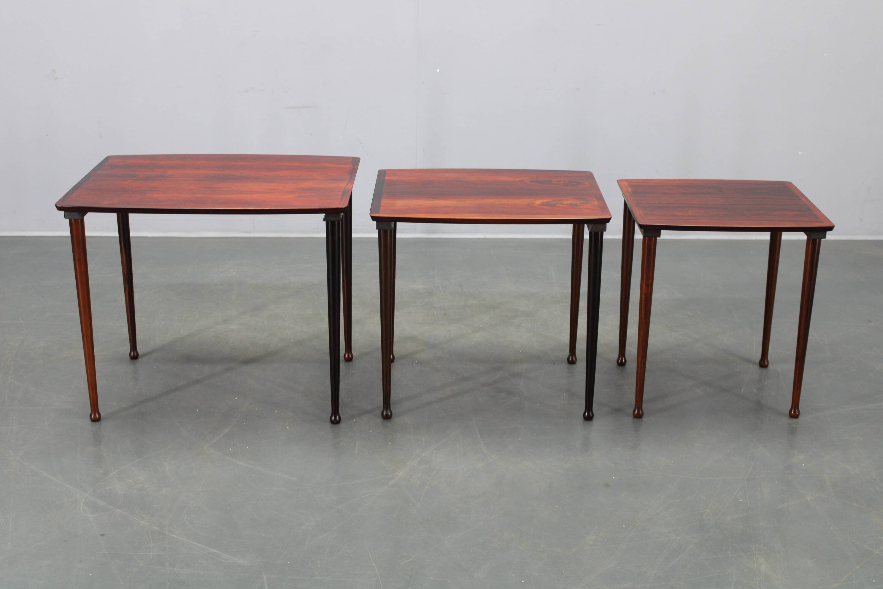 Mid-century Danish nesting tables in solid wood and veneer, 1960s